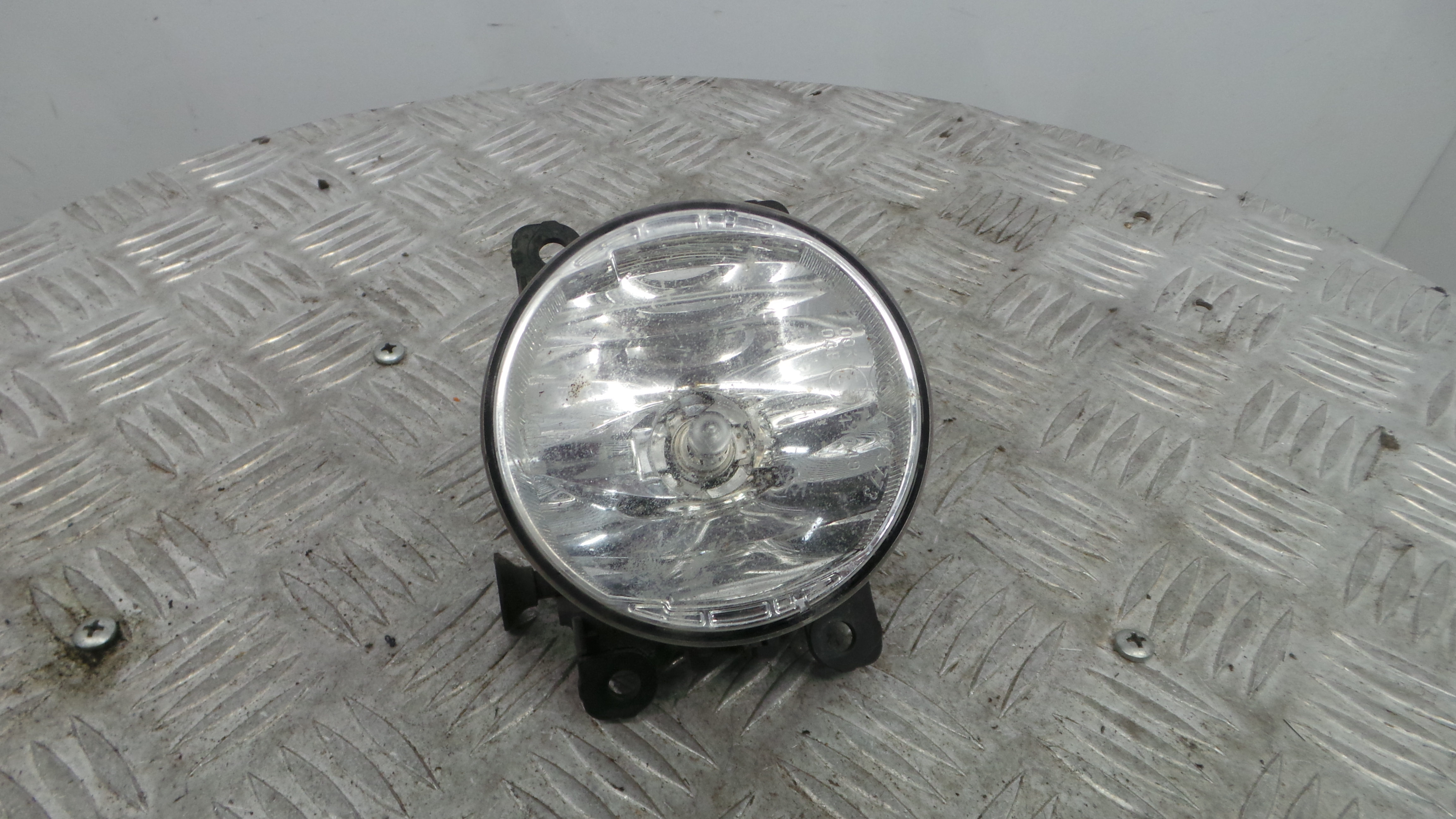 Farol Nevoeiro Direito 261500097R - RENAULT MEGANE IV Hatchback (B9A/M/N_)-37075584 Farol Nevoeiro Direito 261500097R - RENAULT MEGANE IV Hatchback (B9A/M/N_)-37075584