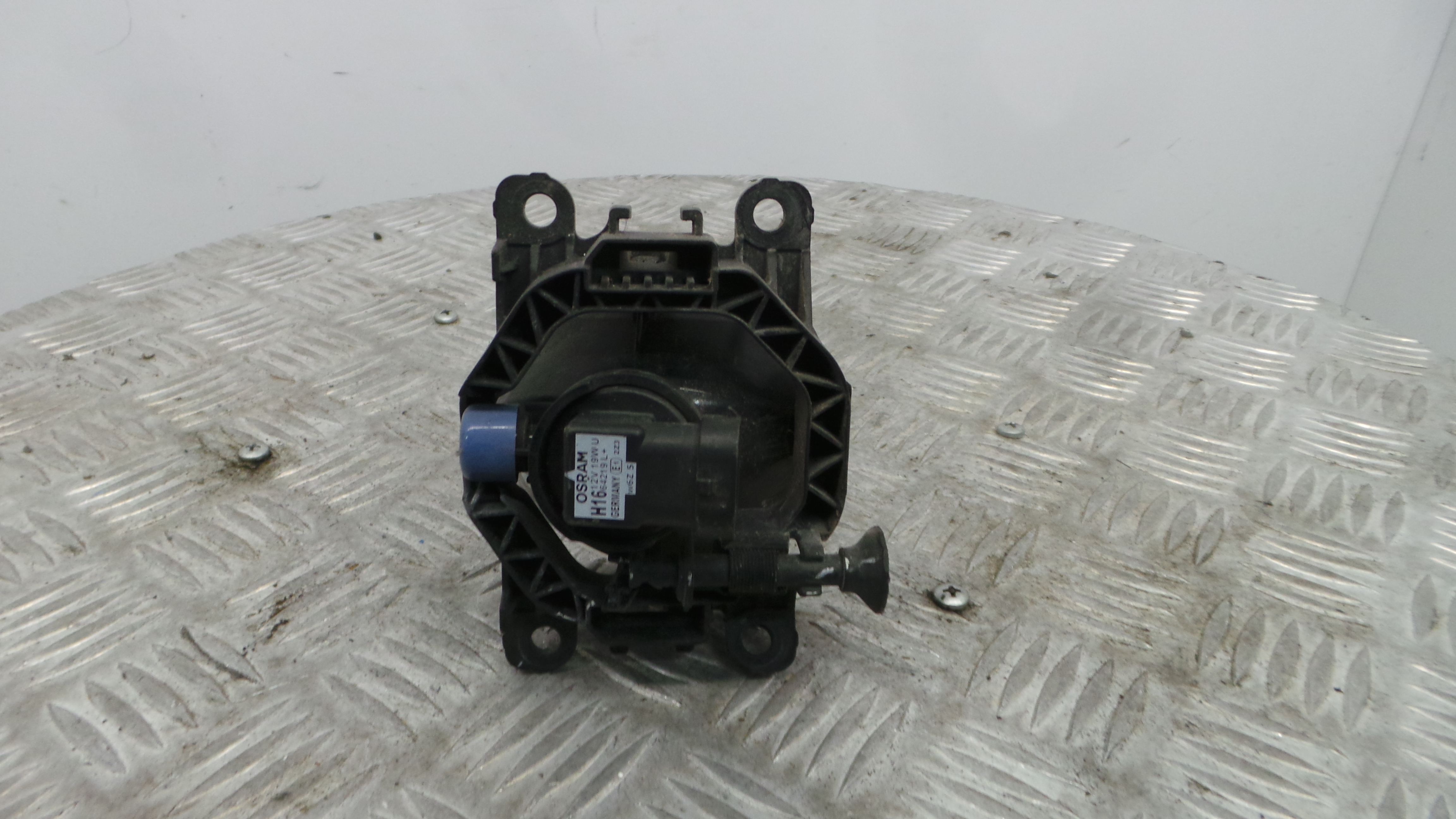 Farol Nevoeiro Direito 261500097R - RENAULT MEGANE IV Hatchback (B9A/M/N_)-37075584