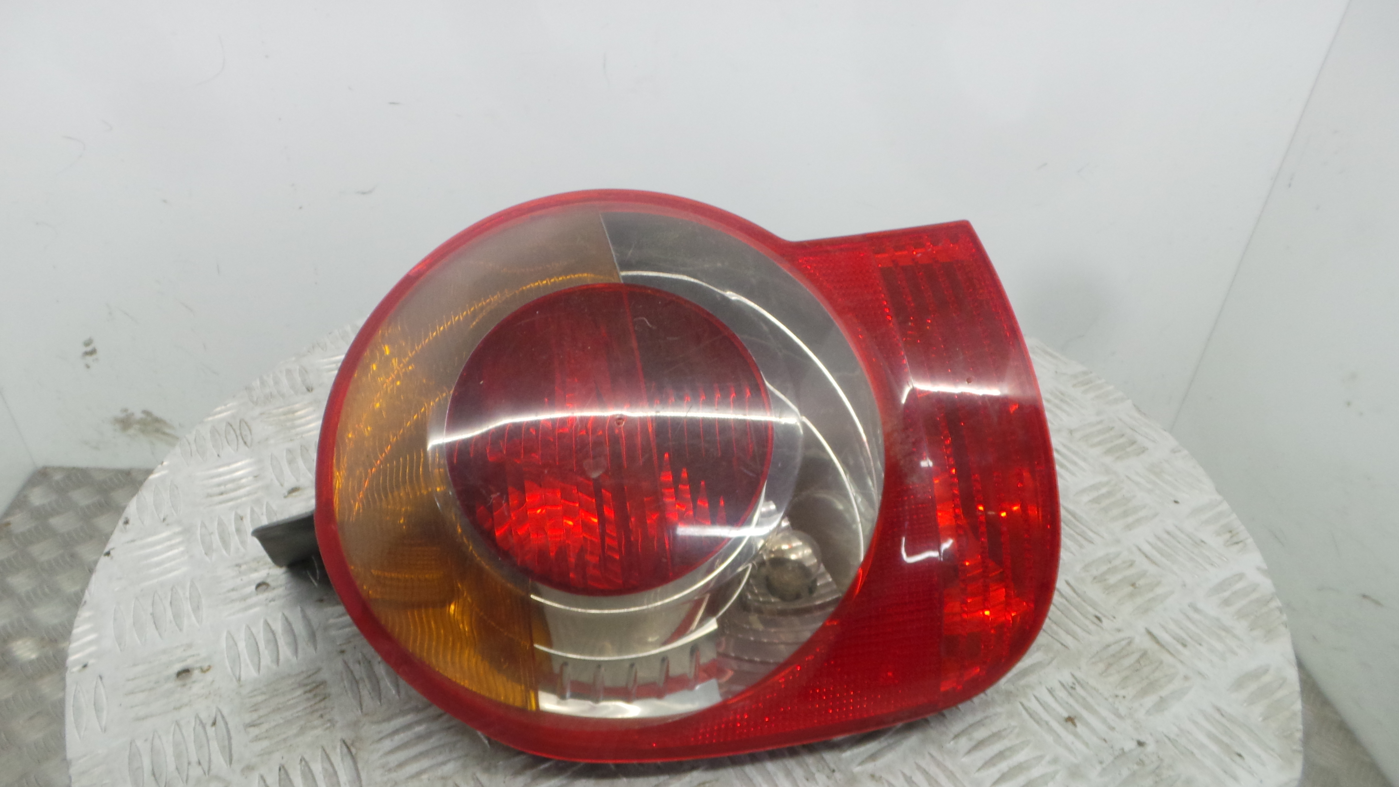 Farolim Stop Esq 8200212205 - RENAULT MODUS / GRAND MODUS (F/JP0_)-37075737 Farolim Stop Esq 8200212205 - RENAULT MODUS / GRAND MODUS (F/JP0_)-37075737