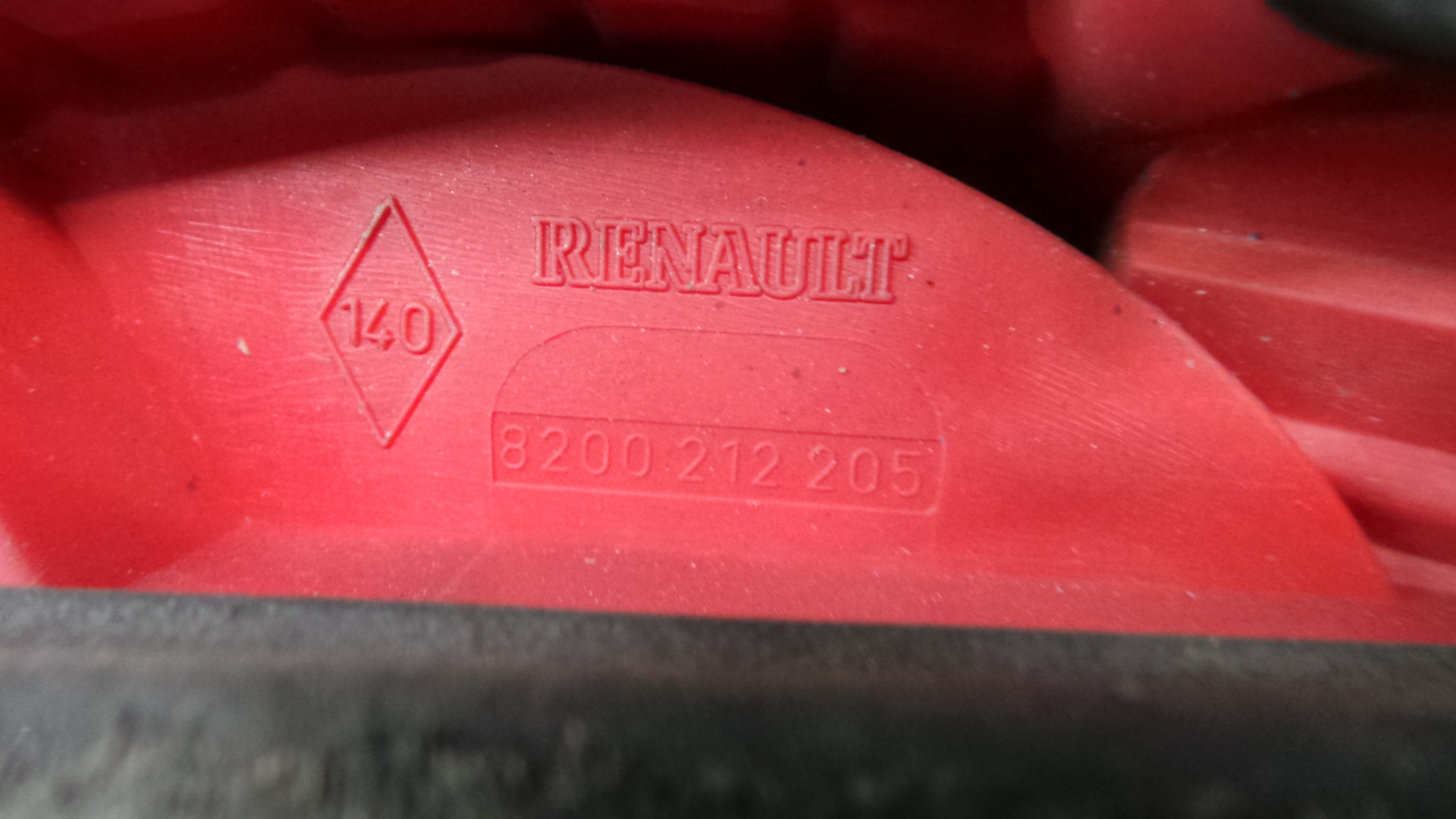 Farolim Stop Esq 8200212205 - RENAULT MODUS / GRAND MODUS (F/JP0_)-37075737