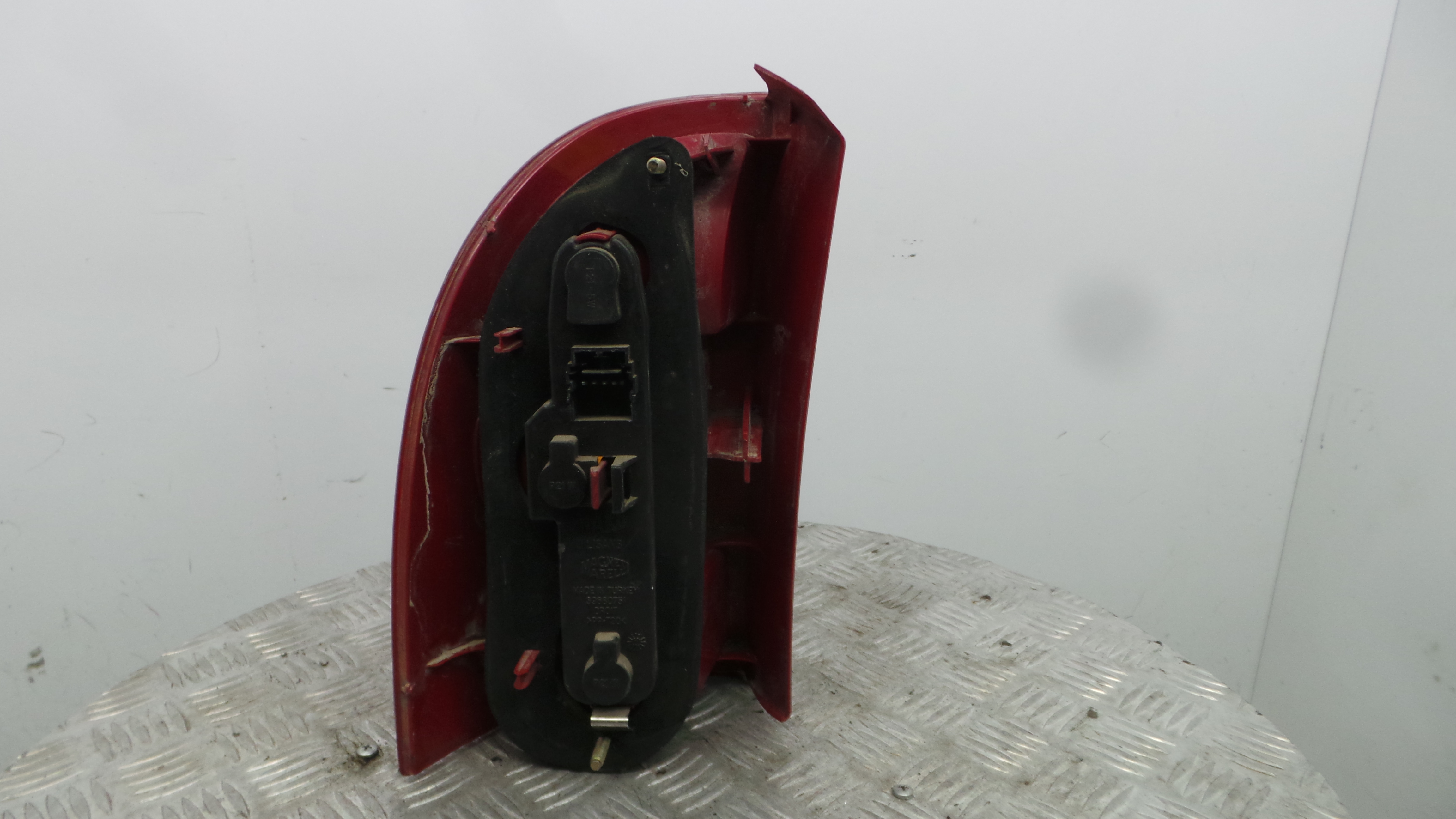 Farolim Stop Dto 7700423082 - RENAULT MEGANE I Break (KA0/1_), MEGANE I Grandtour (KA0/1_)-37075978