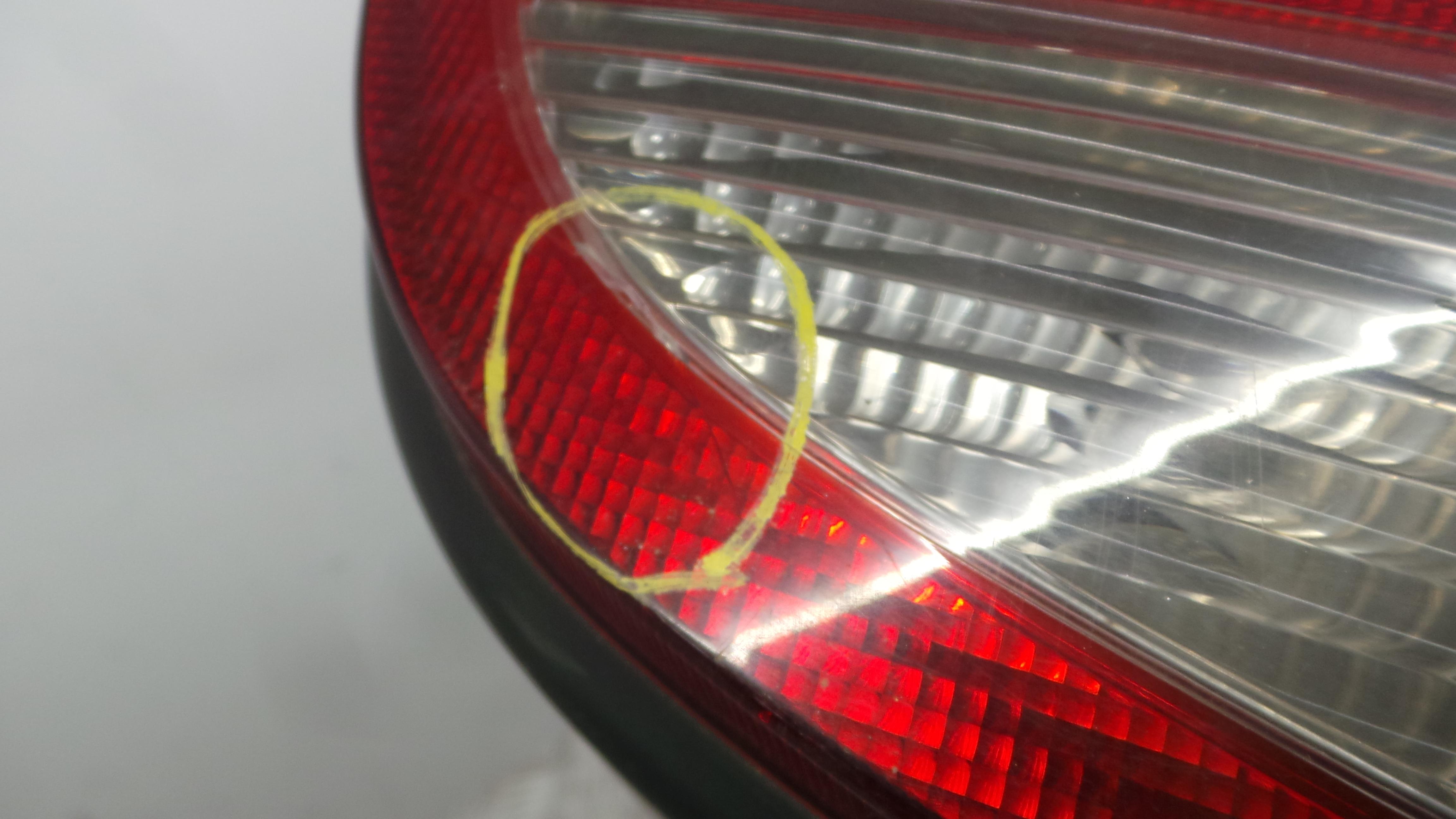 Farolim Stop Esq 7700428320 - RENAULT MEGANE I (BA0/1_)-37076161