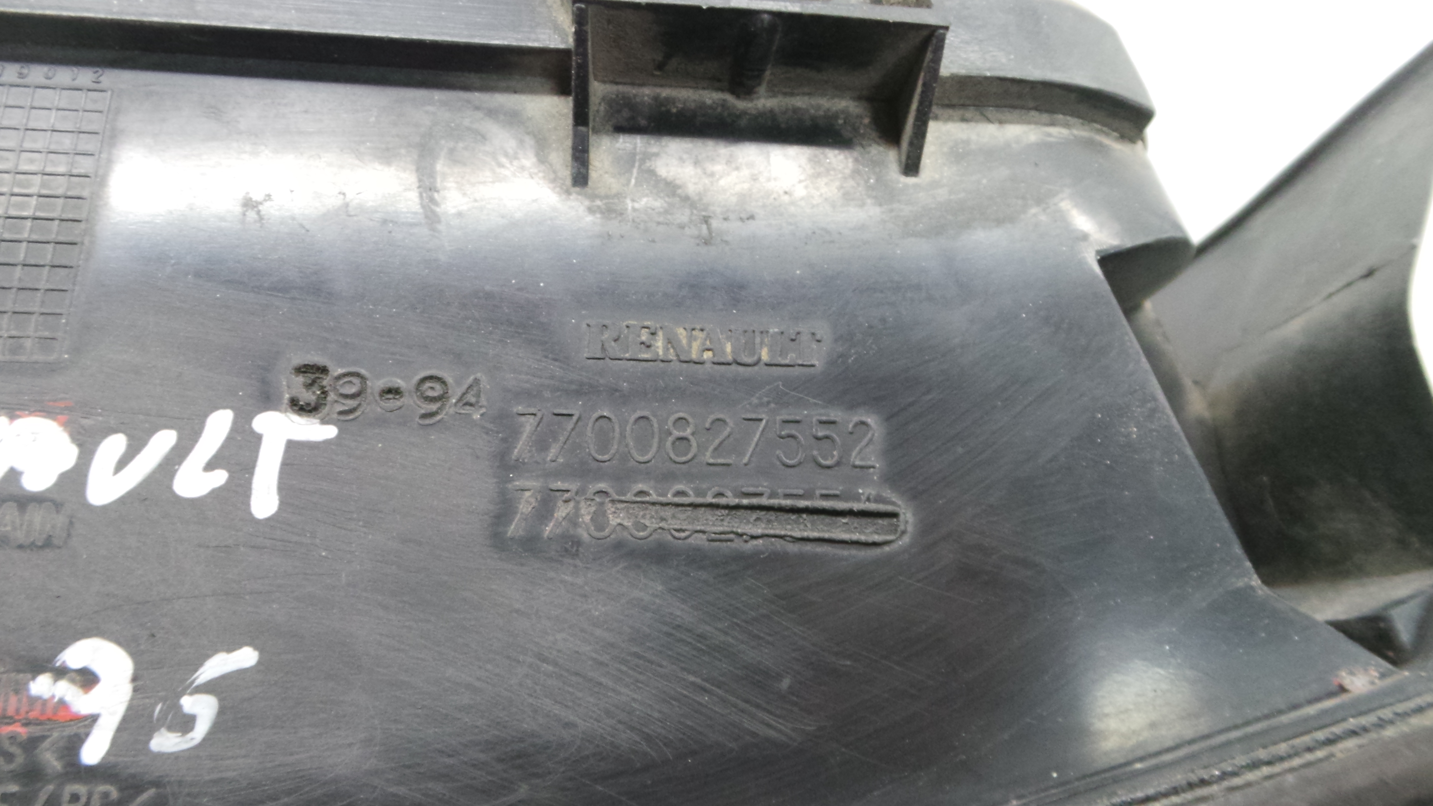 Farolim Stop Dto 7700827552 - RENAULT CLIO I (B/C57_, 5/357_)-37076180