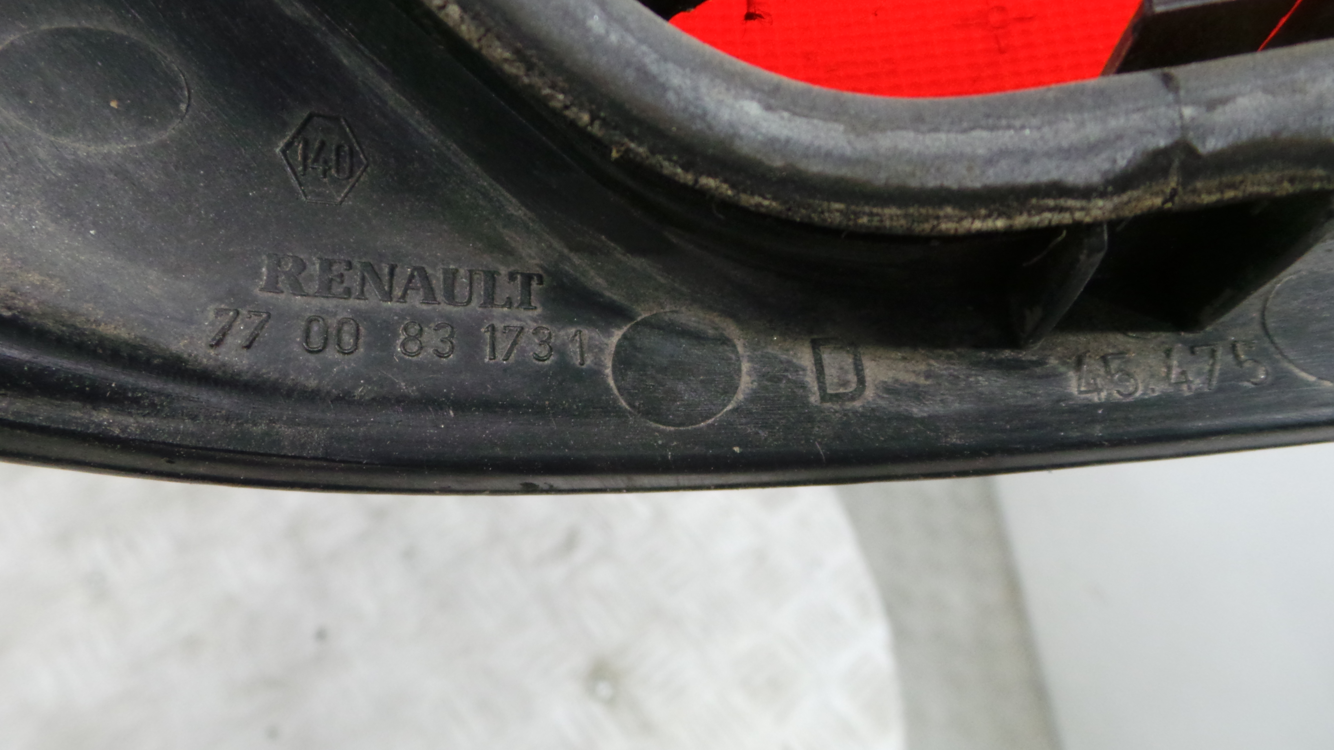 Farolim Stop Dto 7700831731 - RENAULT SCÉNIC I VAN (FA0_, JA0/1_)-37076310