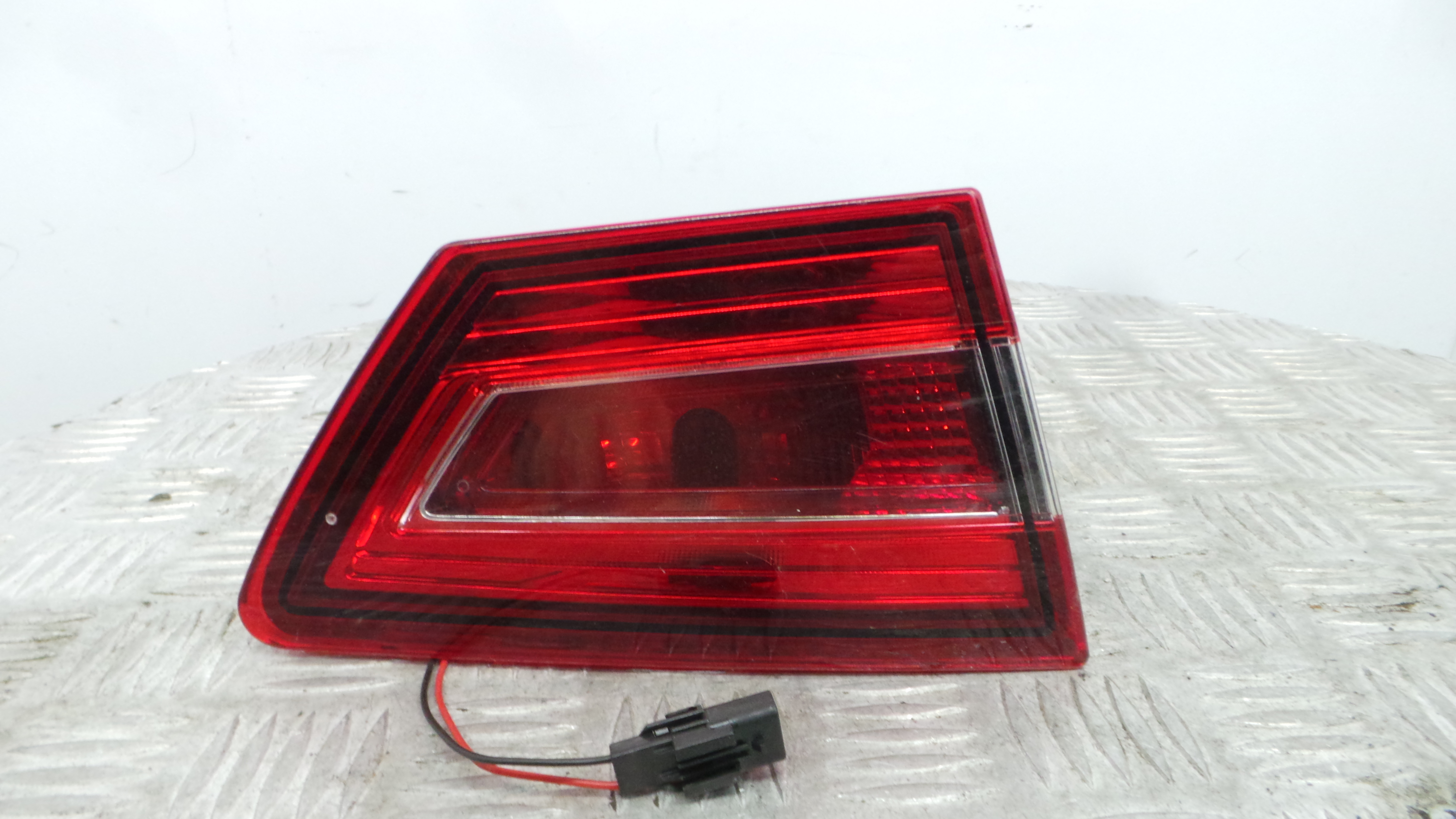 Farolim Mala Trás Esq  265552424R - RENAULT CLIO IV (BH_)-37076340 Farolim Mala Trás Esq  265552424R - RENAULT CLIO IV (BH_)-37076340