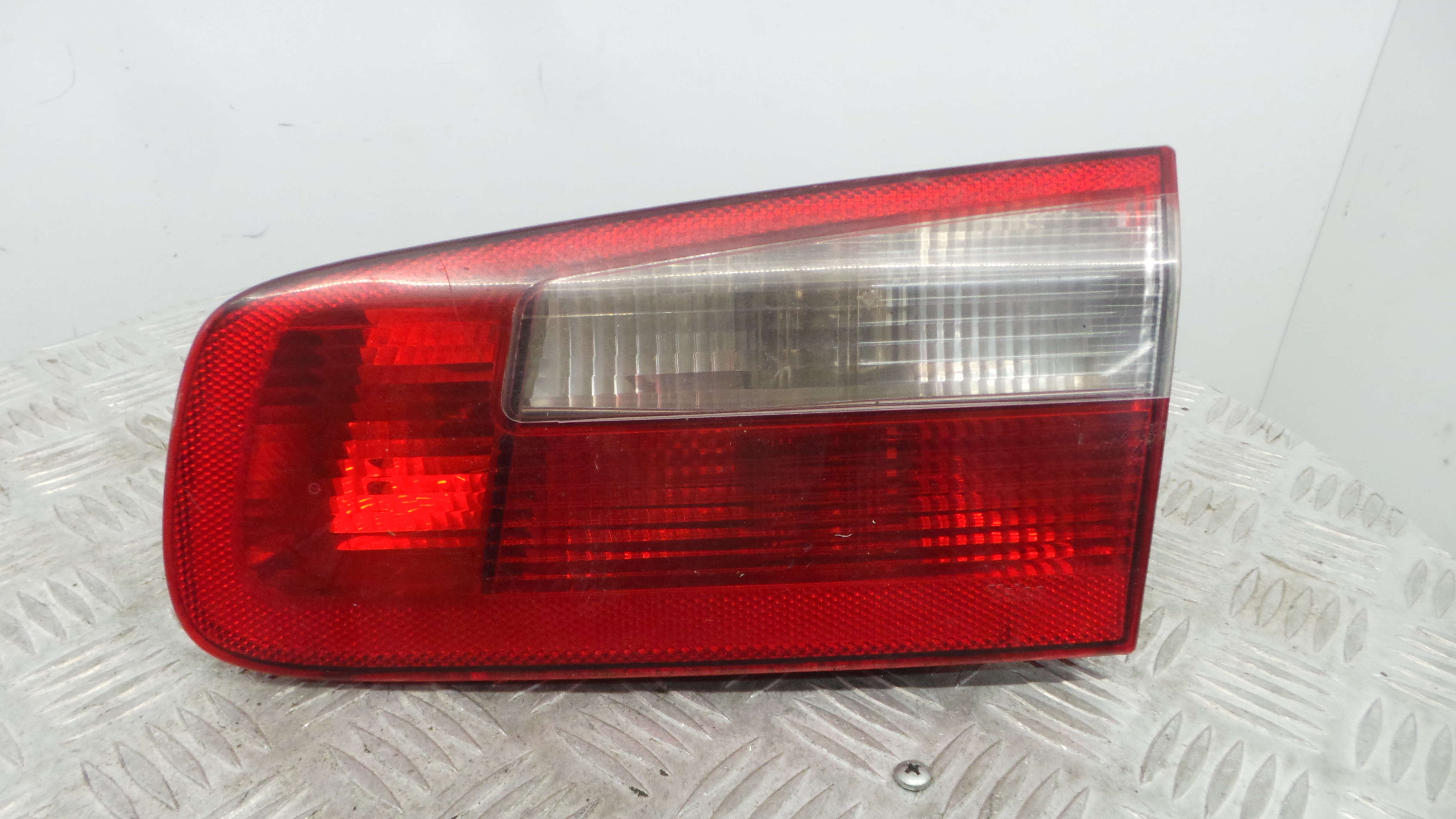 Farolim Mala Trás Dto 8200002476 - RENAULT LAGUNA II (BG0/1_)-37076349