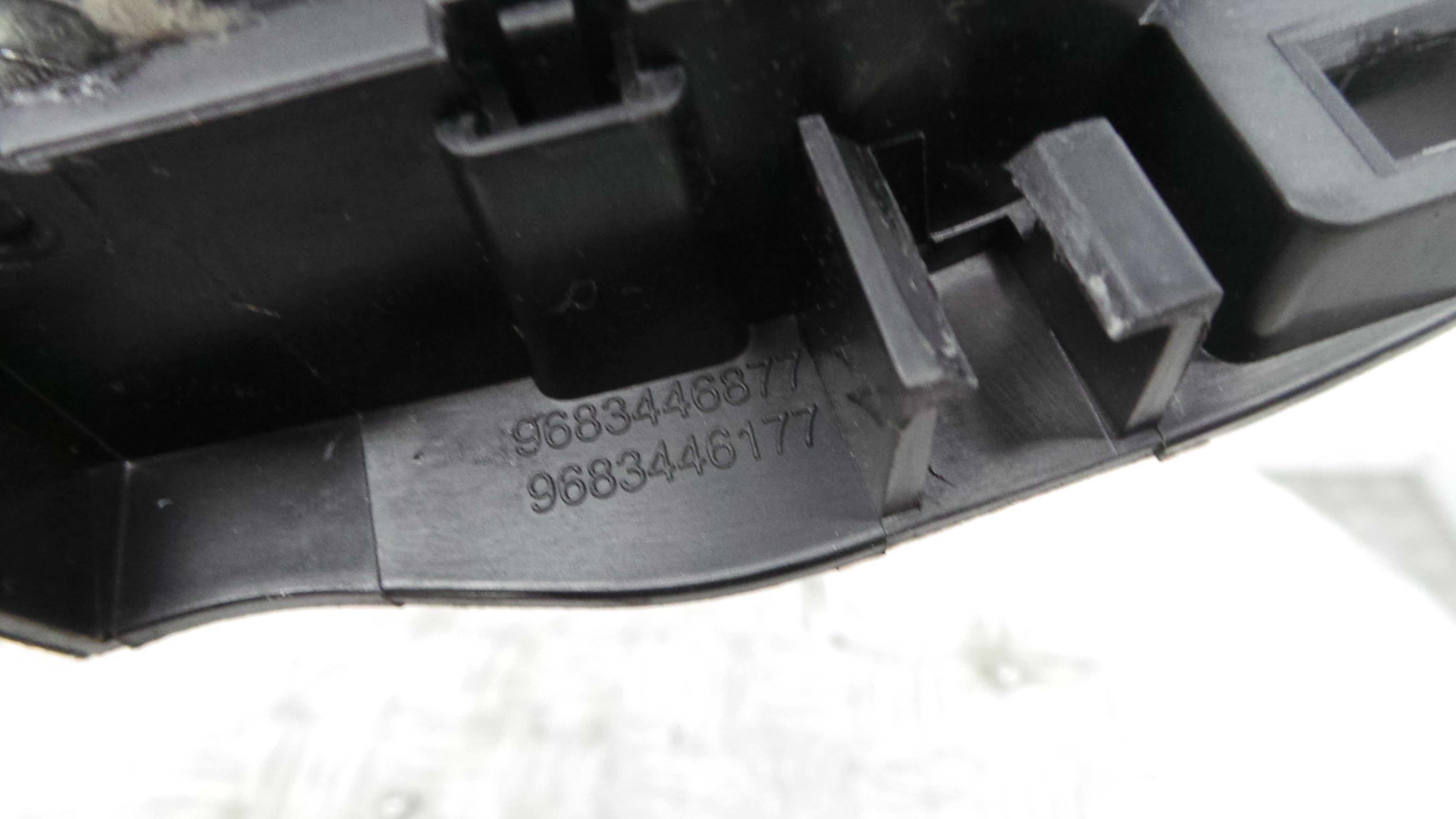 Puxador Interior Frente Esquerdo 9683446877 - CITROËN C3 II (SC_)-37076977