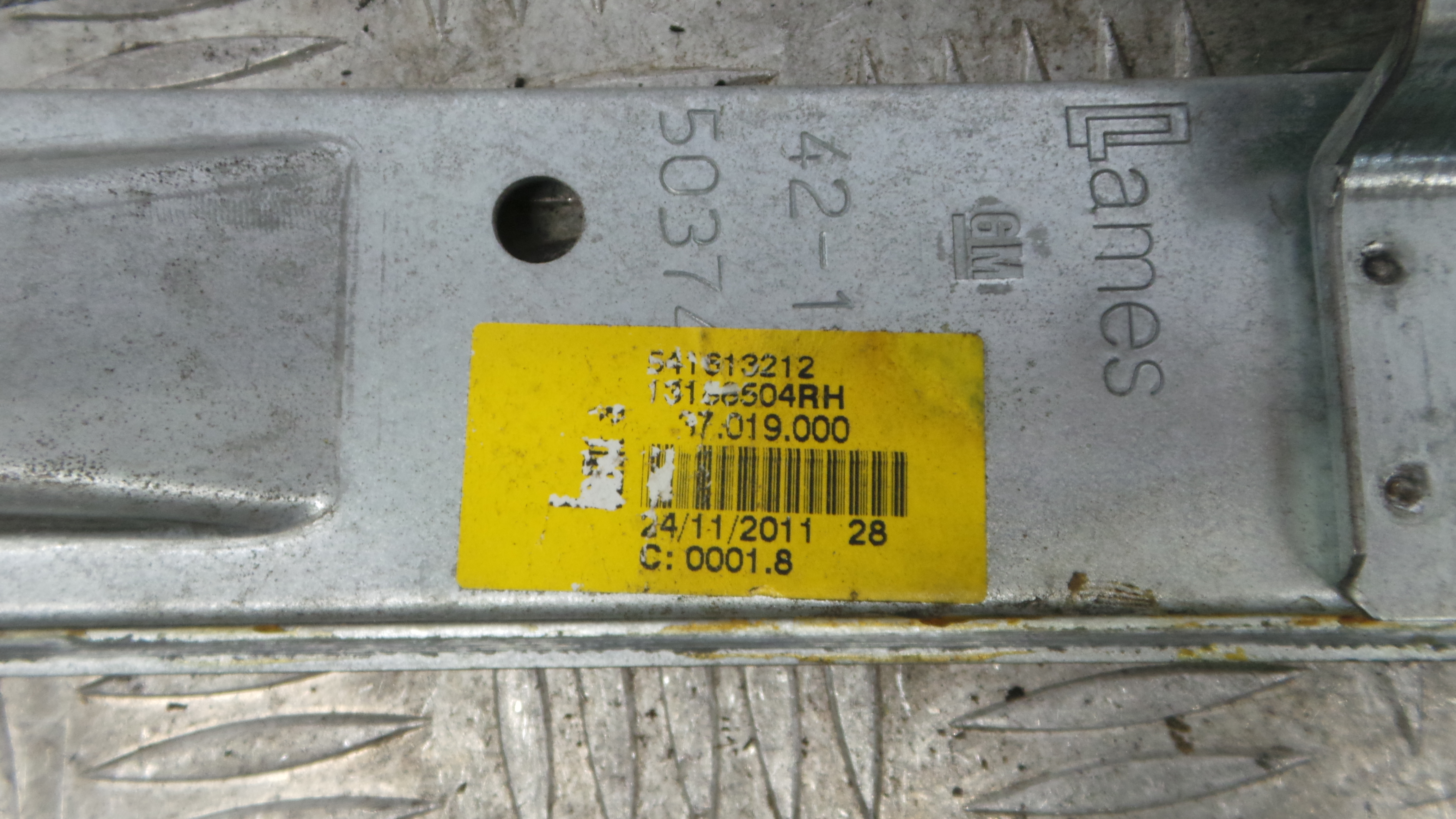 Elevador Trás Dto 13188504 - OPEL CORSA D (S07)-37076999