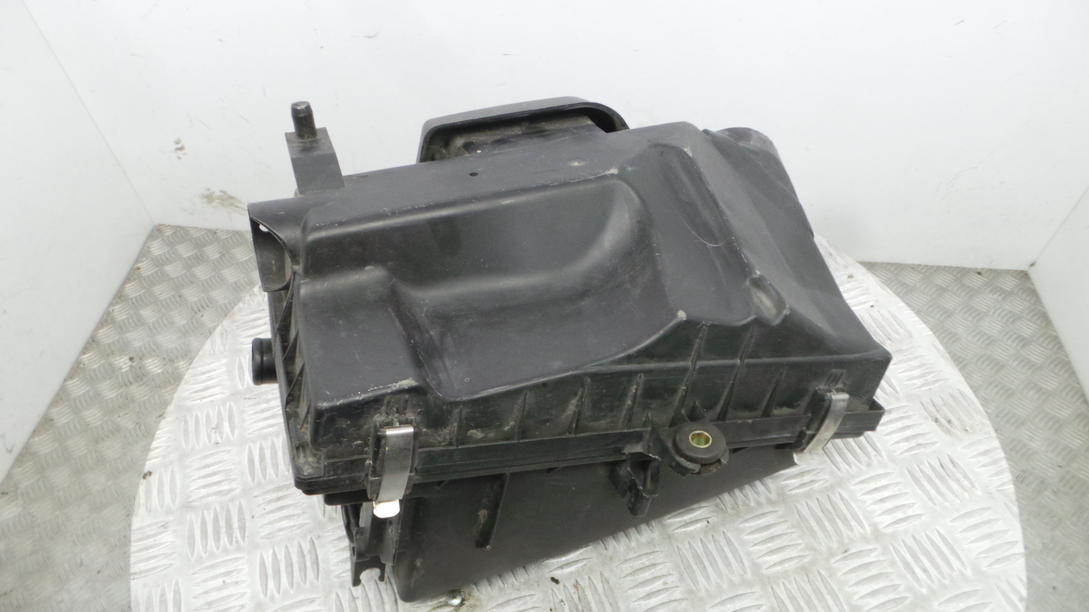 Caixa Filtro de Ar  30864098 - VOLVO V40 Combi (645)-37077058