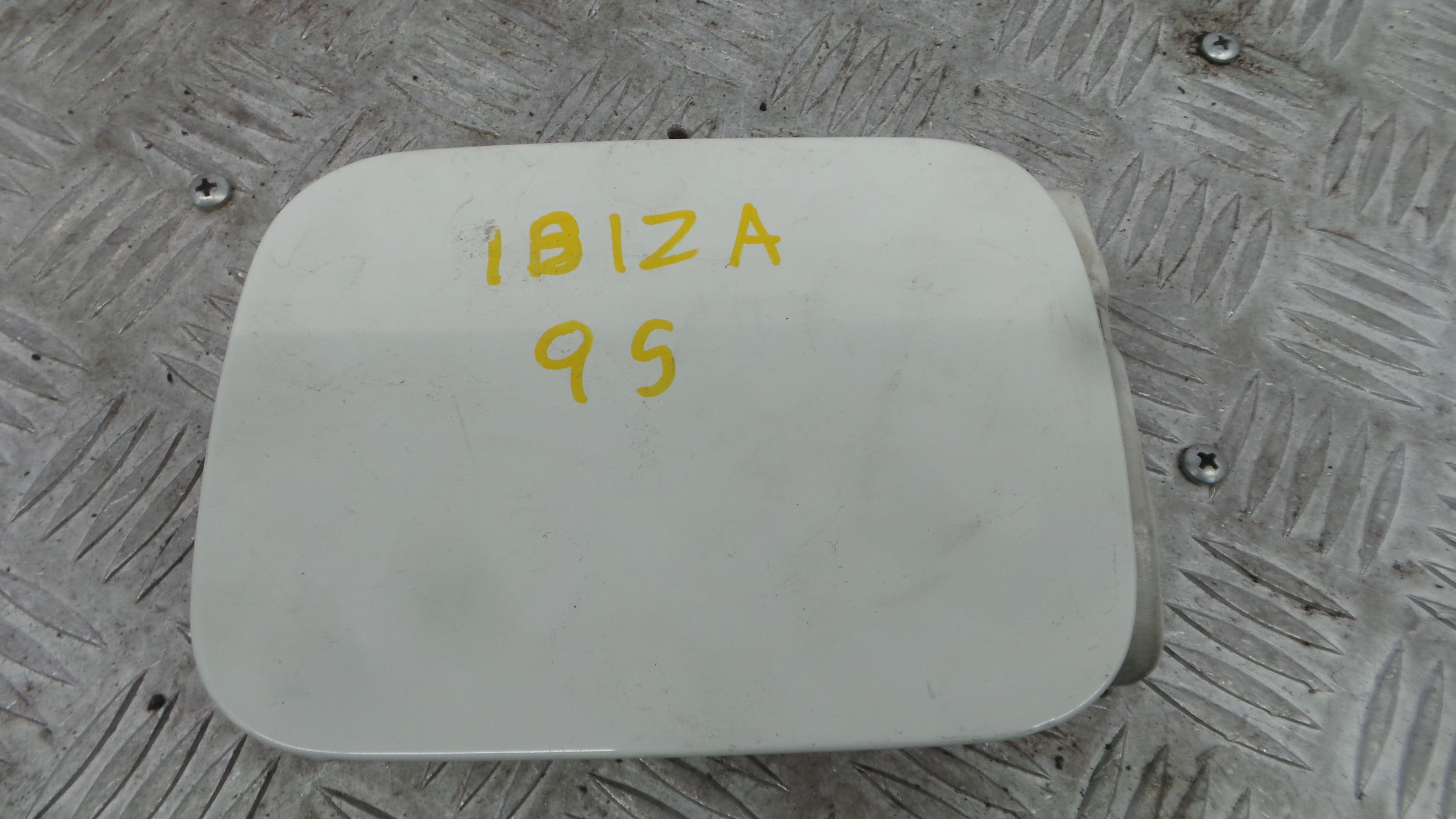 Tampão de Combustivel  6K6809905 - SEAT IBIZA II (6K1), IBIZA Mk II (6K1)-37078940