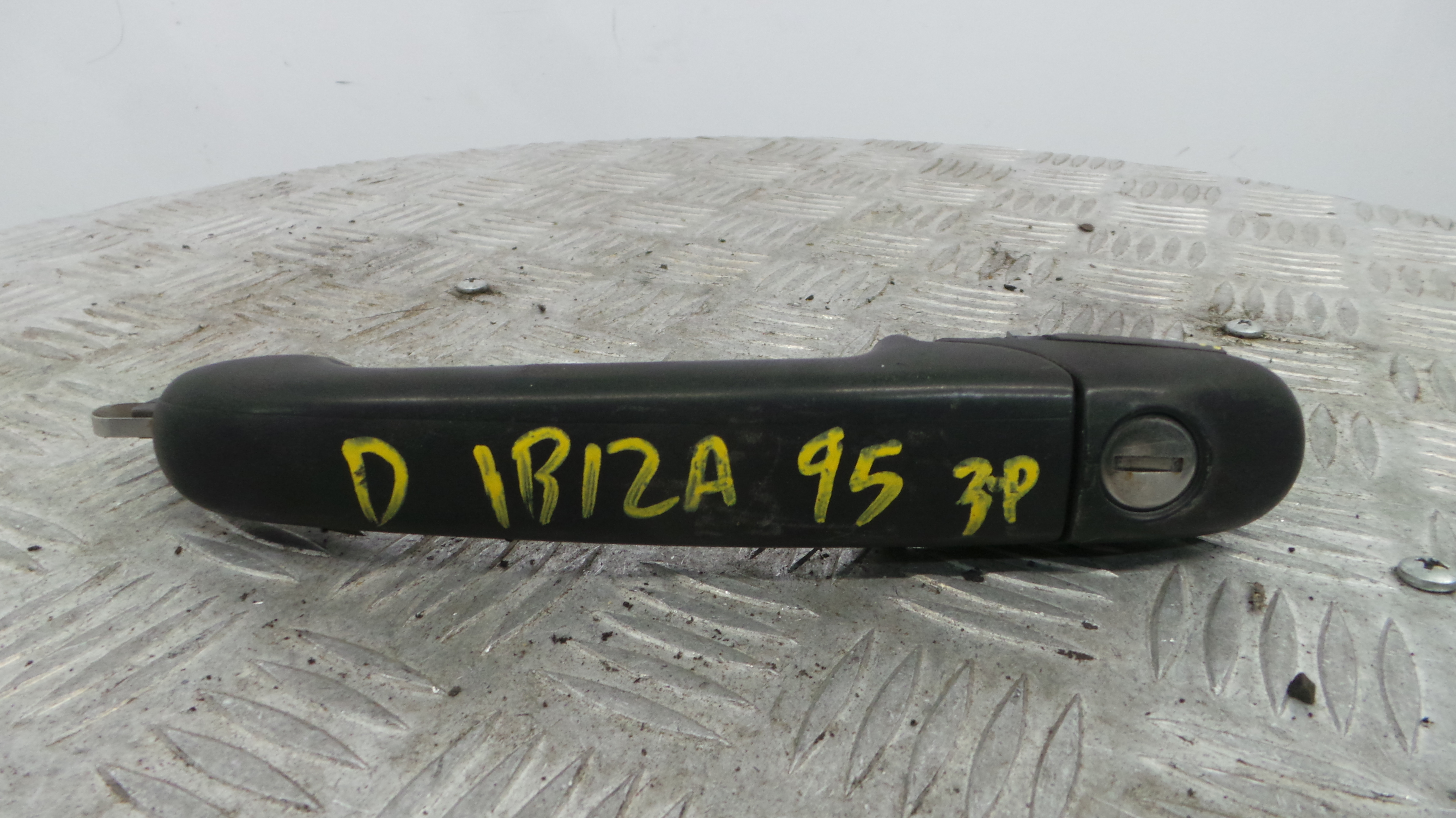 Puxador Exterior Frente Direita  6K0837207 - SEAT IBIZA II (6K1), IBIZA Mk II (6K1)-37078958