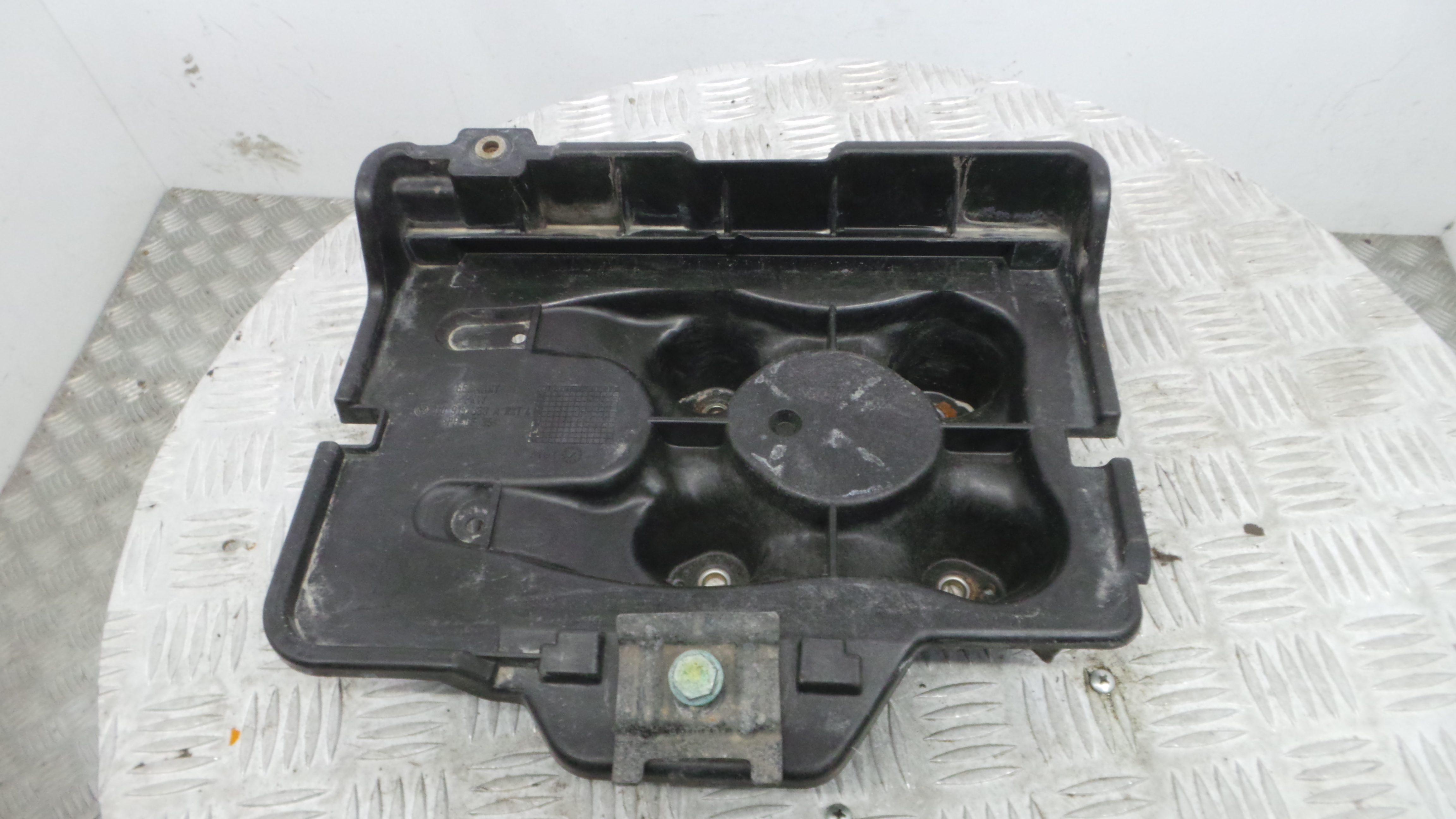 Base da Bateria 1J0915333A - VW GOLF IV (1J1), GOLF Mk IV (1J1)-37079151 Base da Bateria 1J0915333A - VW GOLF IV (1J1), GOLF Mk IV (1J1)-37079151