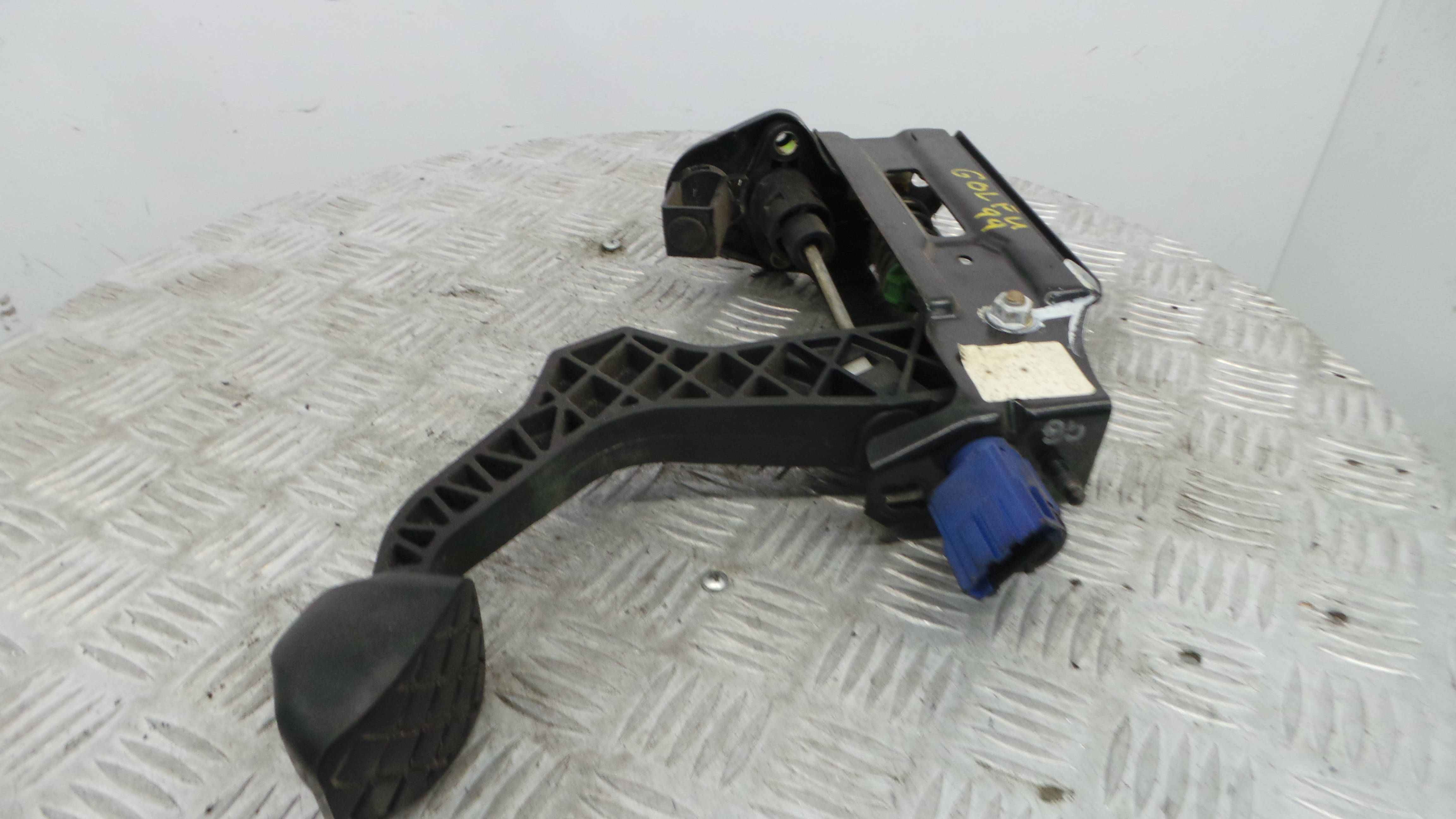 Pedal de Embraiagem 1J1721373C - VW GOLF IV (1J1), GOLF Mk IV (1J1)-37080119