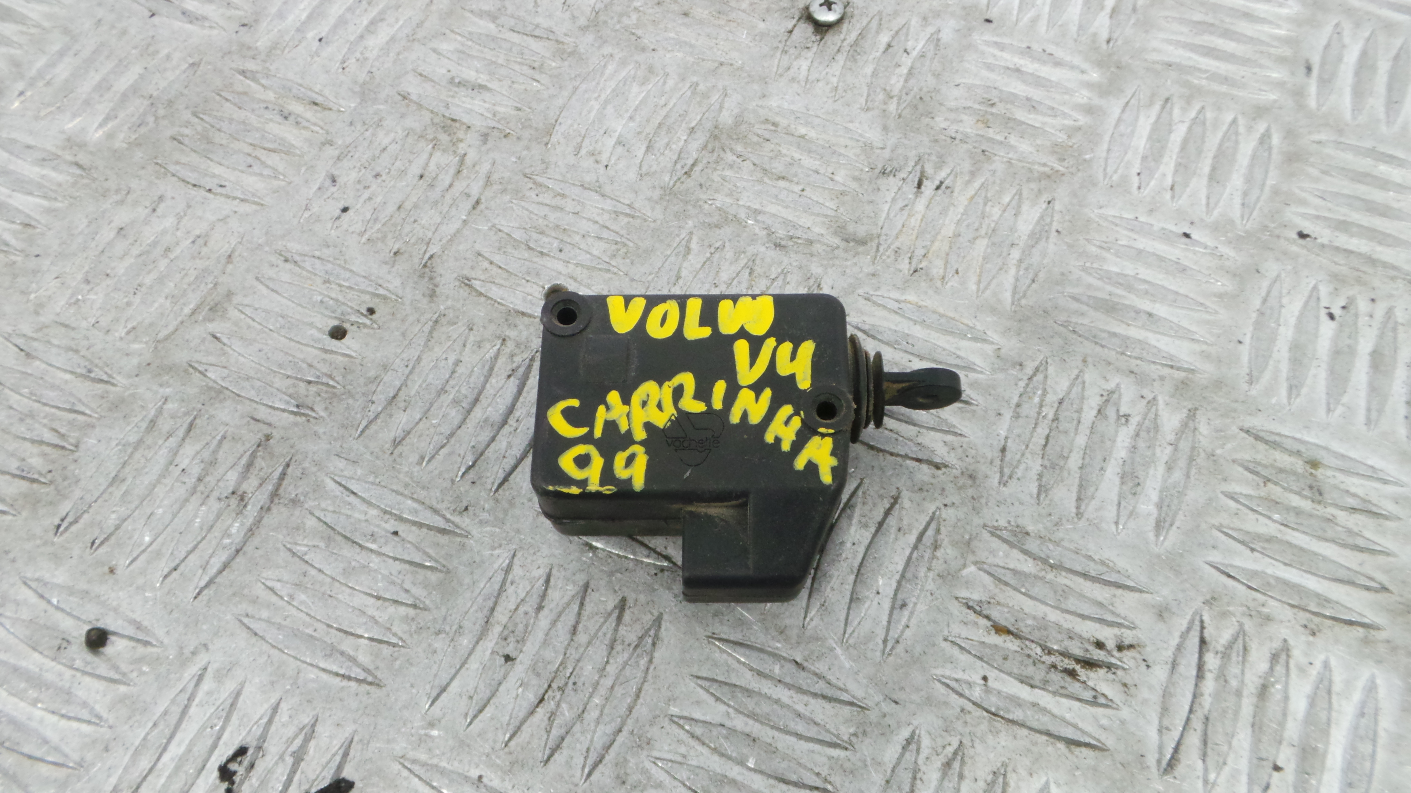 Pistola Fecho Central Mala  - VOLVO V40 Combi (645)-37080216 Pistola Fecho Central Mala  - VOLVO V40 Combi (645)-37080216