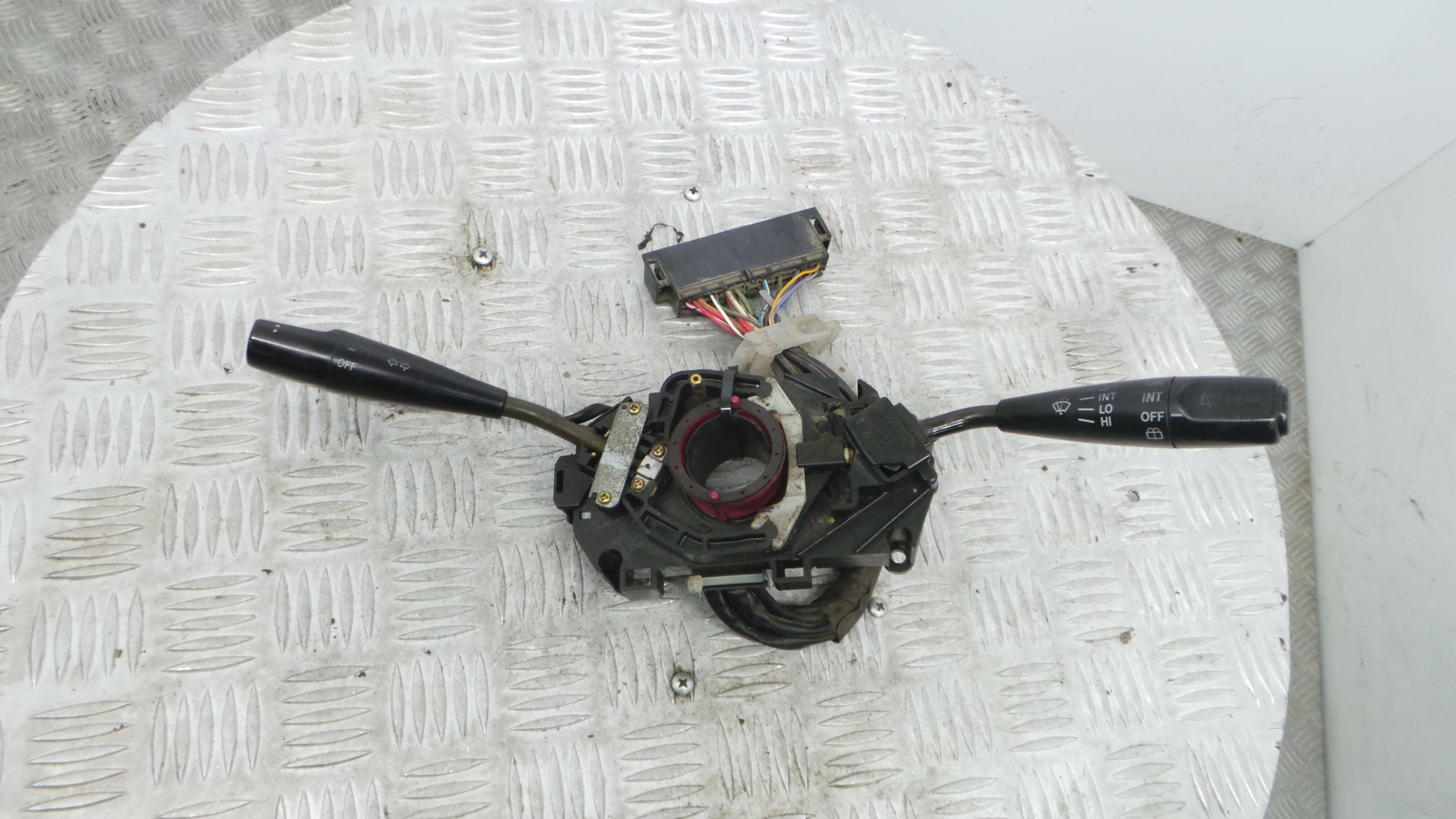 Manete / Comando dos Piscas  - TOYOTA COROLLA (_E11_)-37080225
