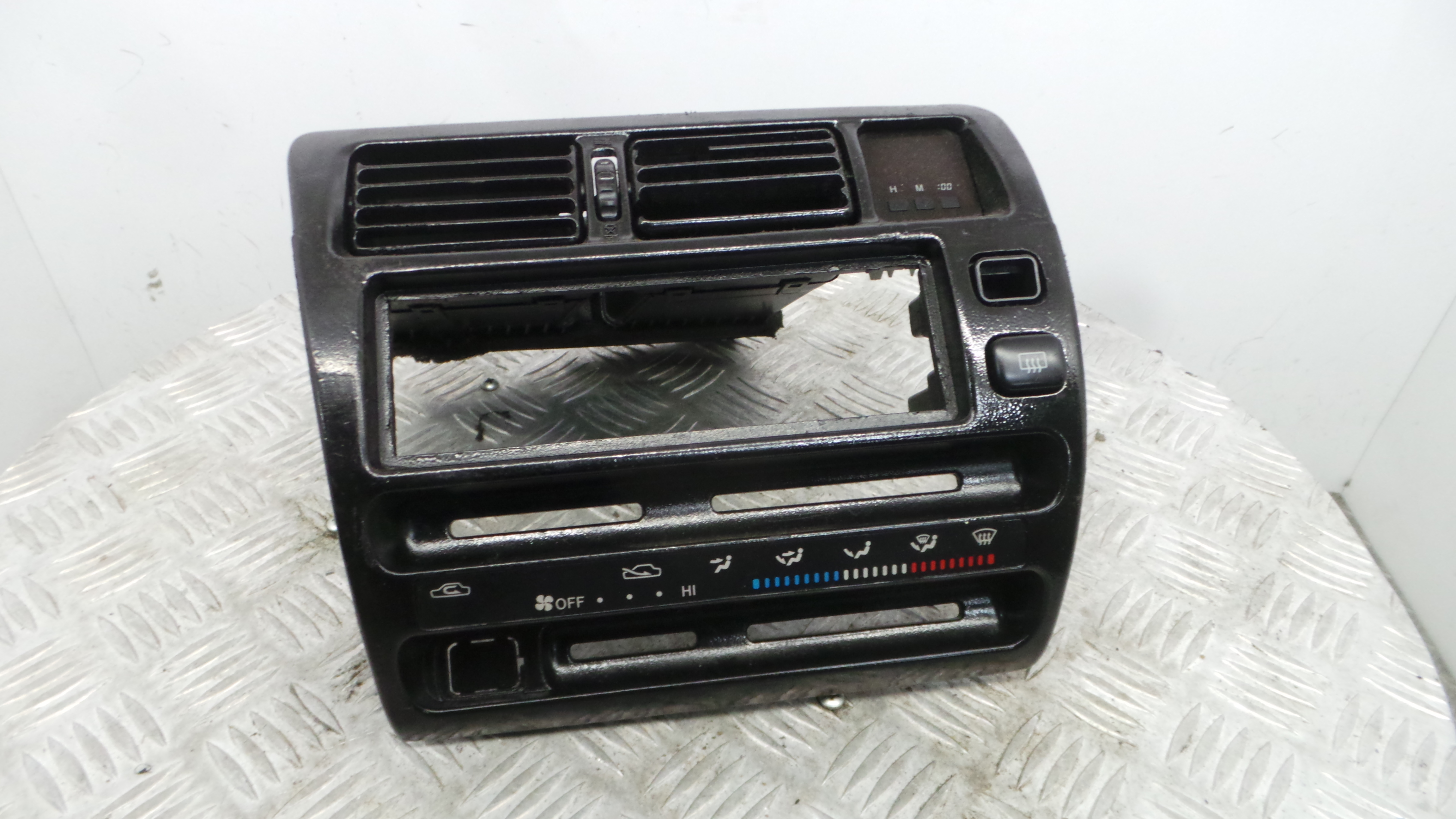 Consola central Tablier  55405-12590 - TOYOTA COROLLA (_E10_)-37080417