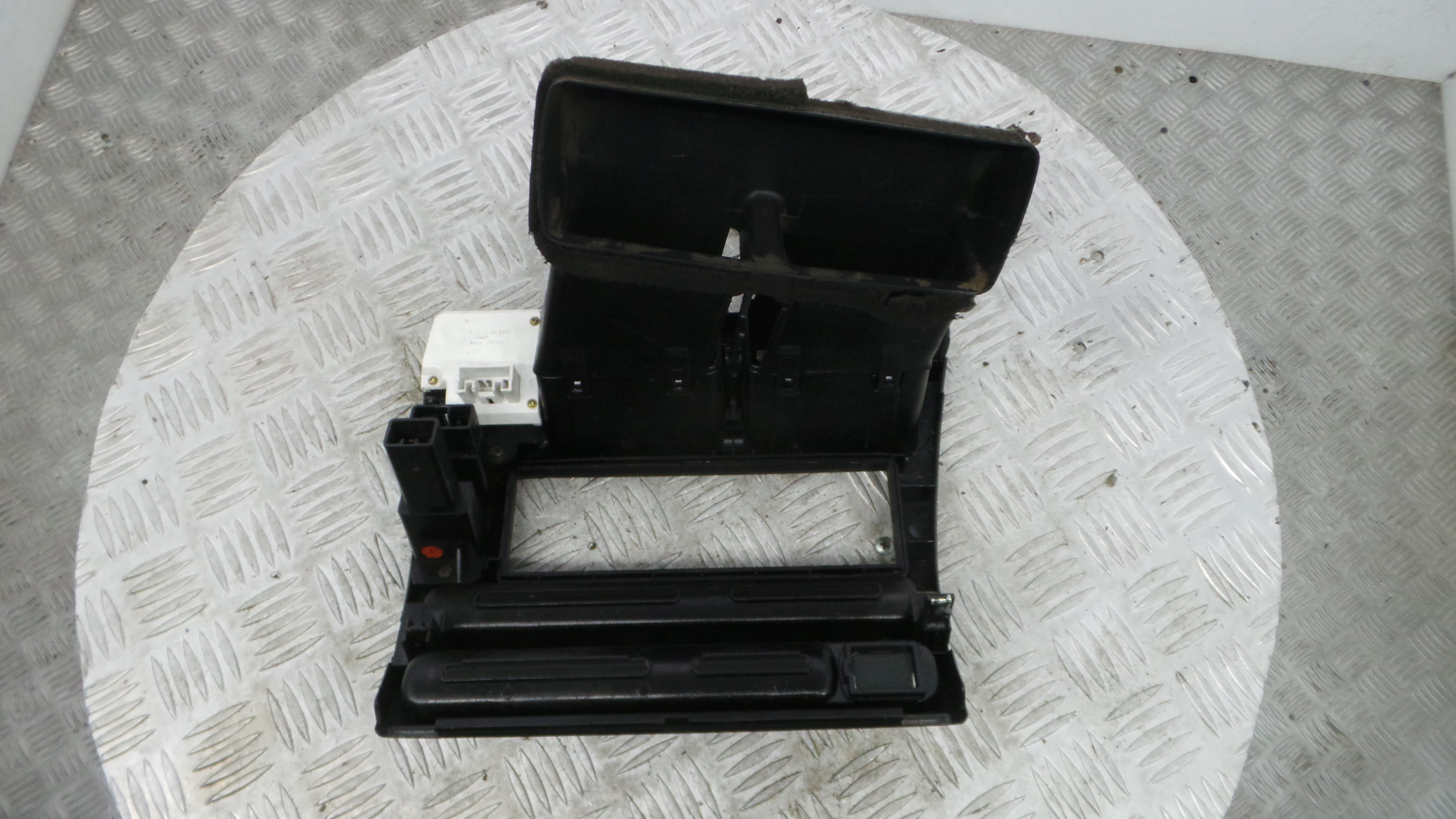 Consola central Tablier 55405-12590 - TOYOTA COROLLA (_E10_)-37080417