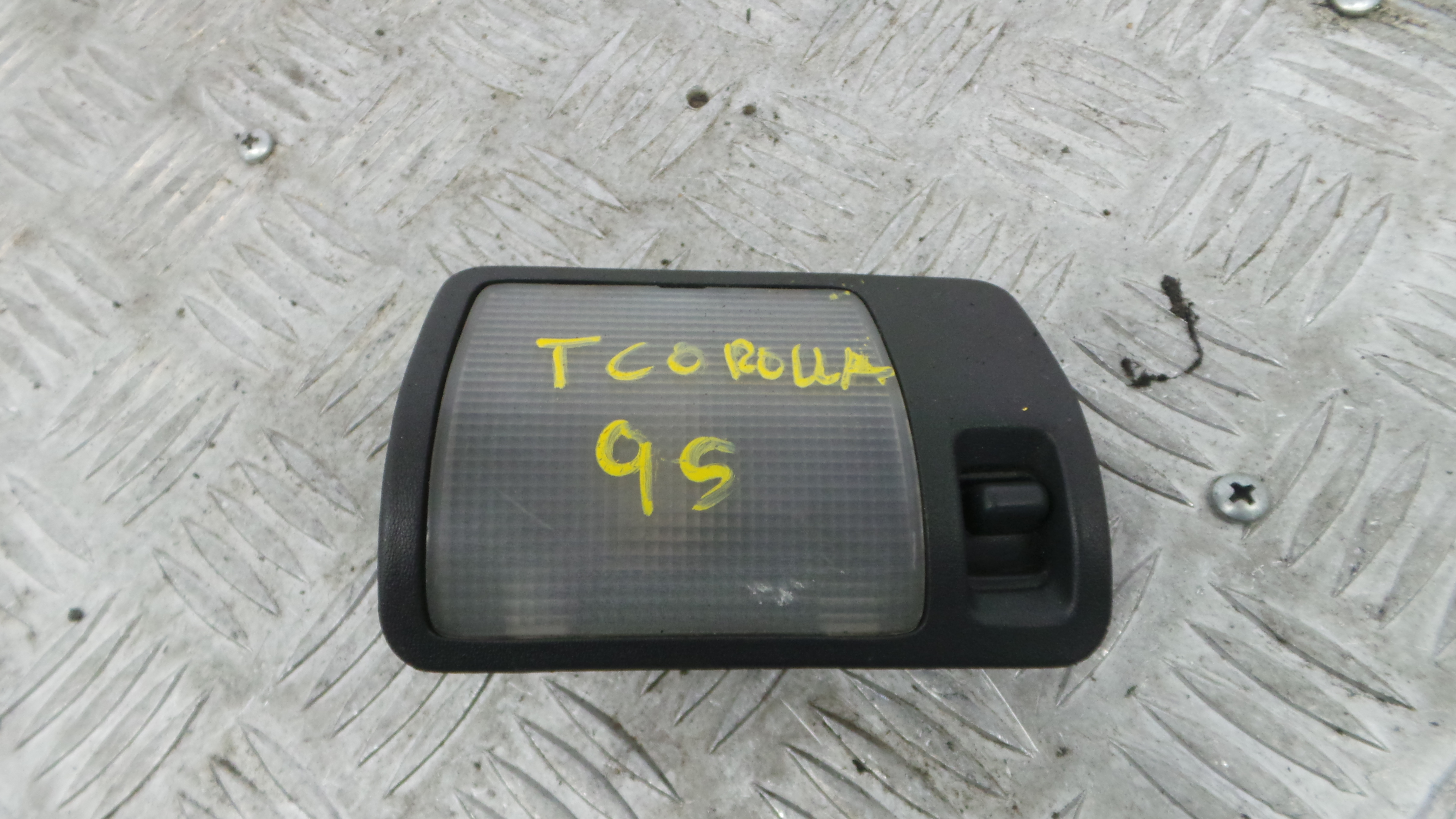 Plafonier Teto  - TOYOTA COROLLA (_E10_)-37080448