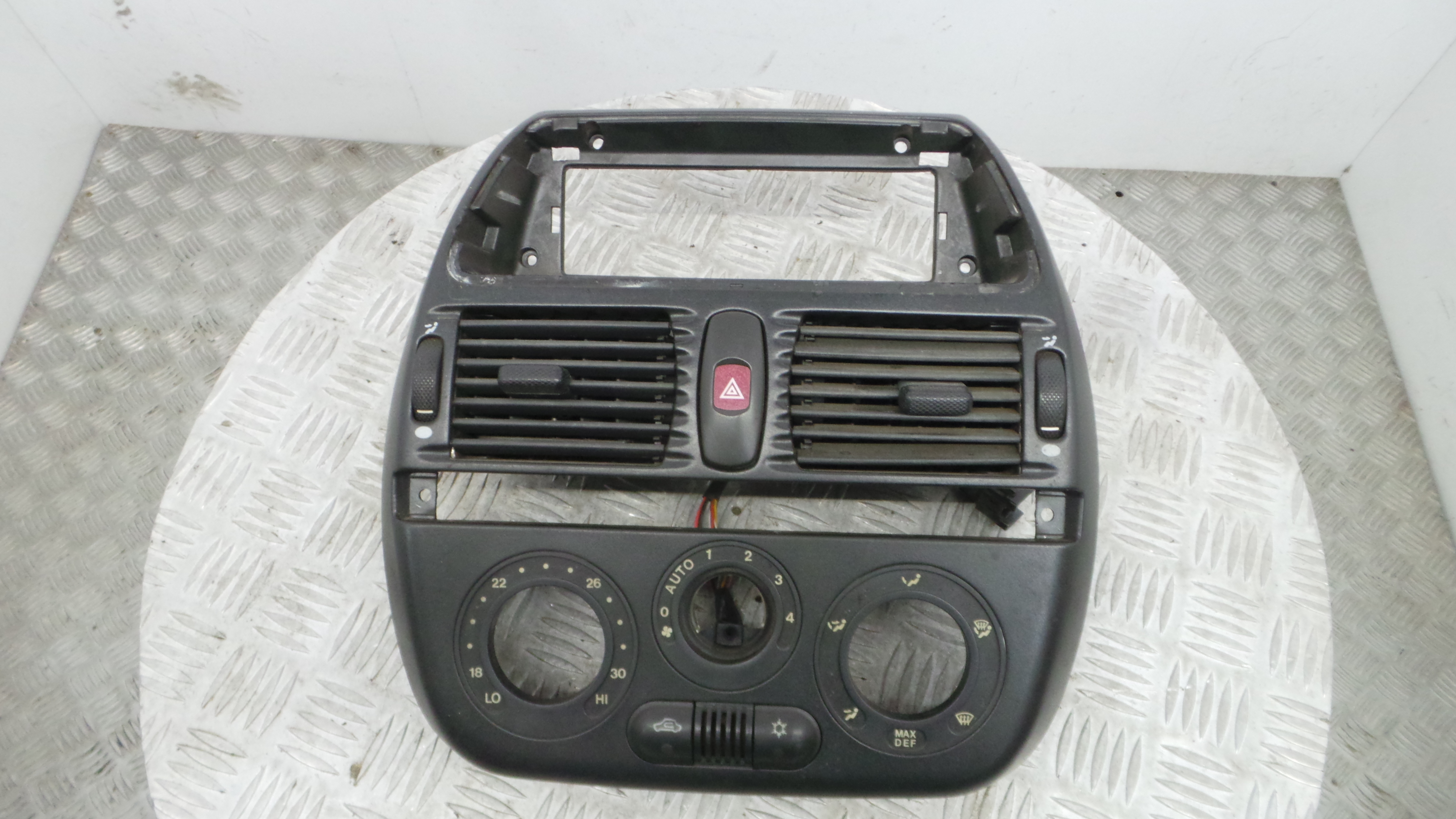 Consola central Tablier   - FIAT MAREA Weekend (185_)-37081152