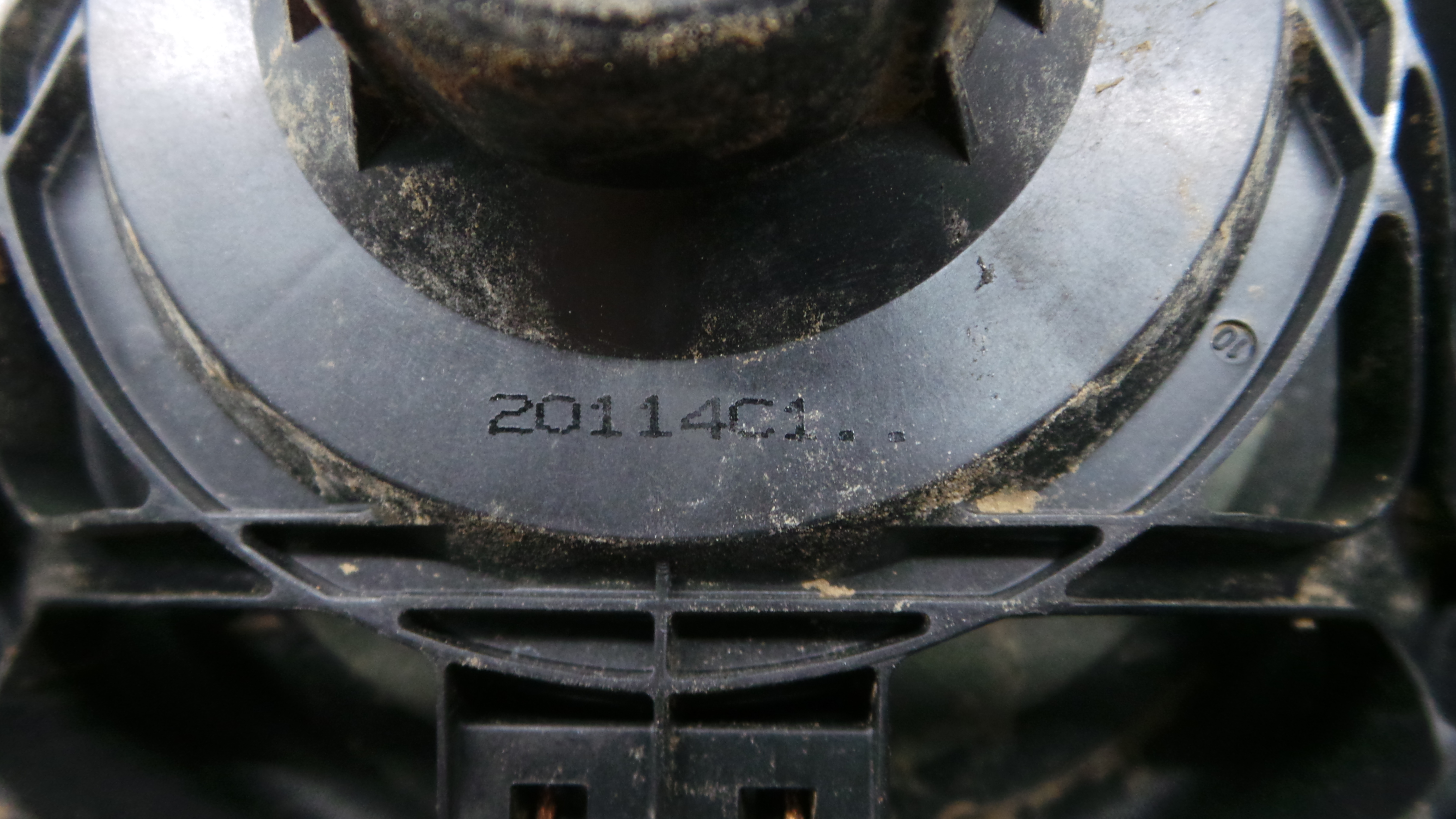 Colunas de Som   - PEUGEOT 108-37081197