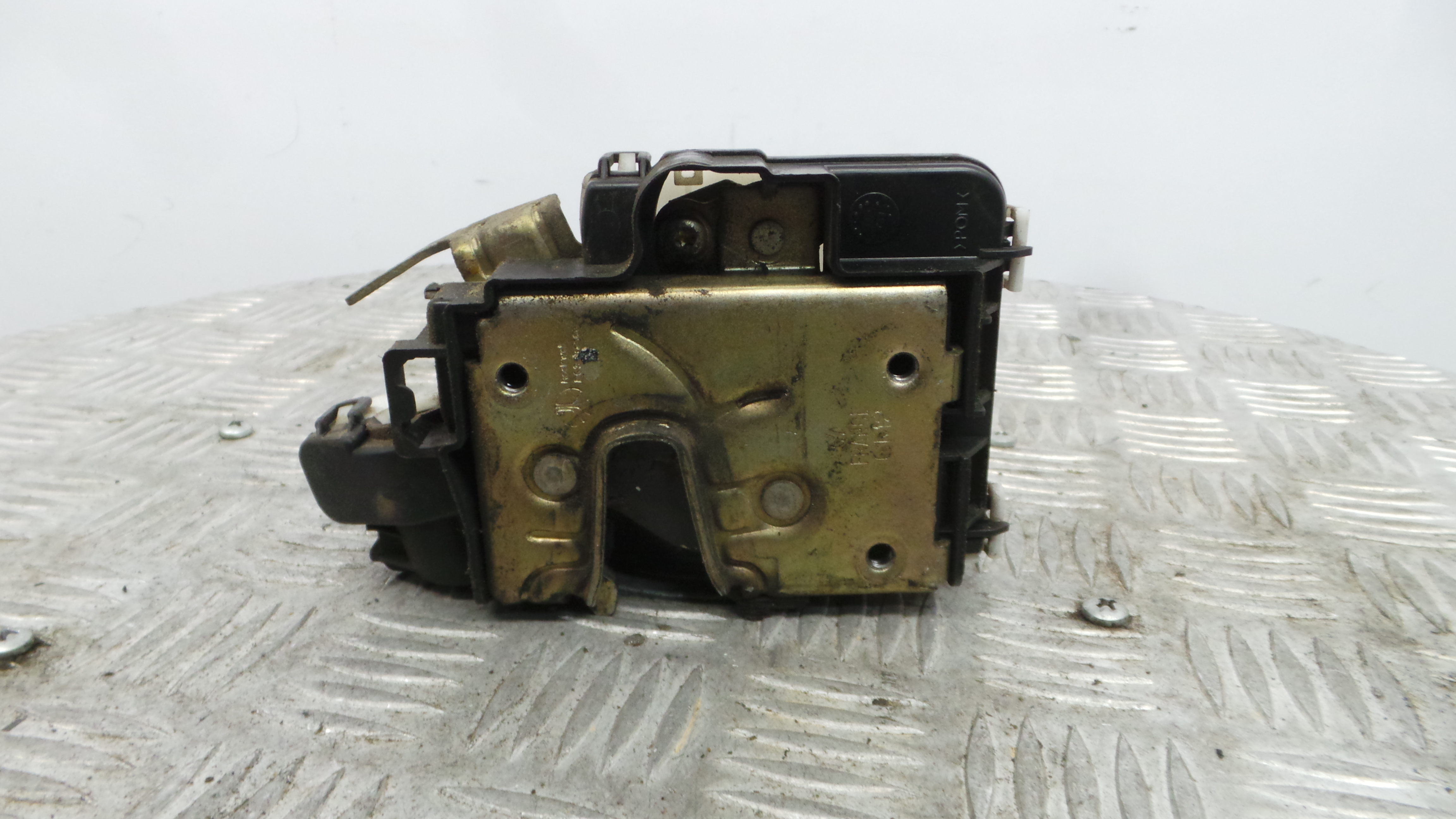 Fecho da Porta Dto 6K1837016 - SEAT IBIZA II (6K1), IBIZA Mk II (6K1)-37081271 Fecho da Porta Dto 6K1837016 - SEAT IBIZA II (6K1), IBIZA Mk II (6K1)-37081271