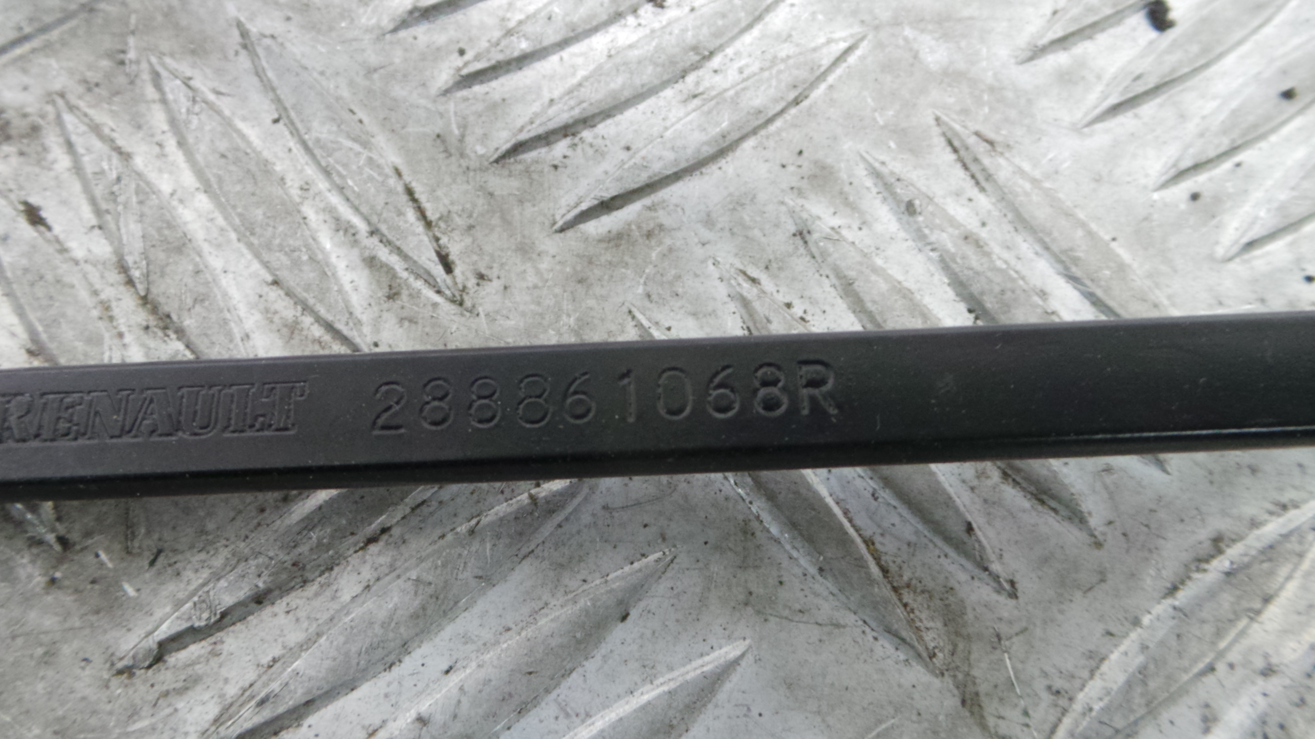 Braço Do Limpa-vidros 288861068R - RENAULT MEGANE IV Hatchback (B9A/M/N_)-37089610