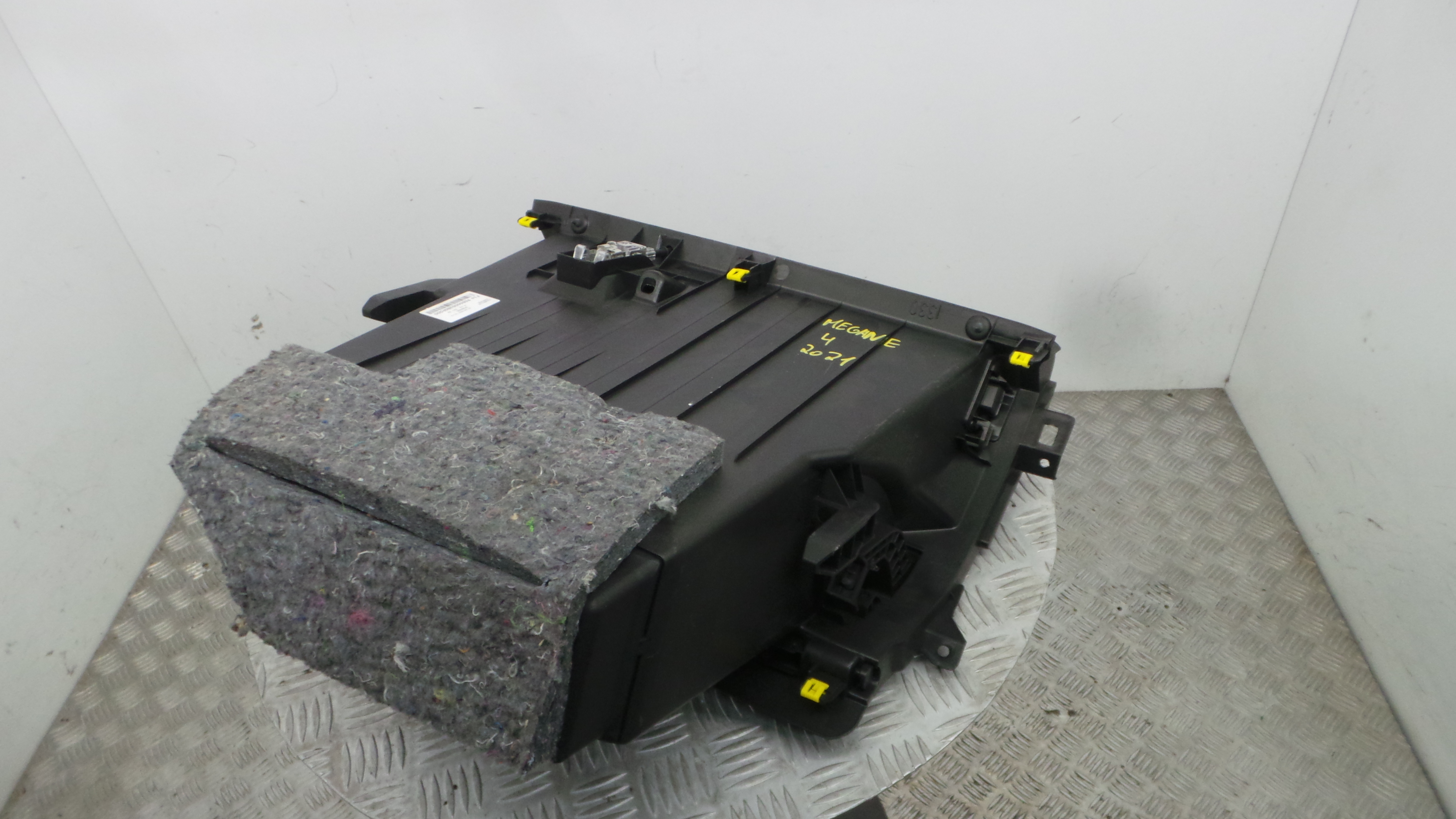 Porta Luvas  685005280R - RENAULT MEGANE IV Hatchback (B9A/M/N_)-37089614