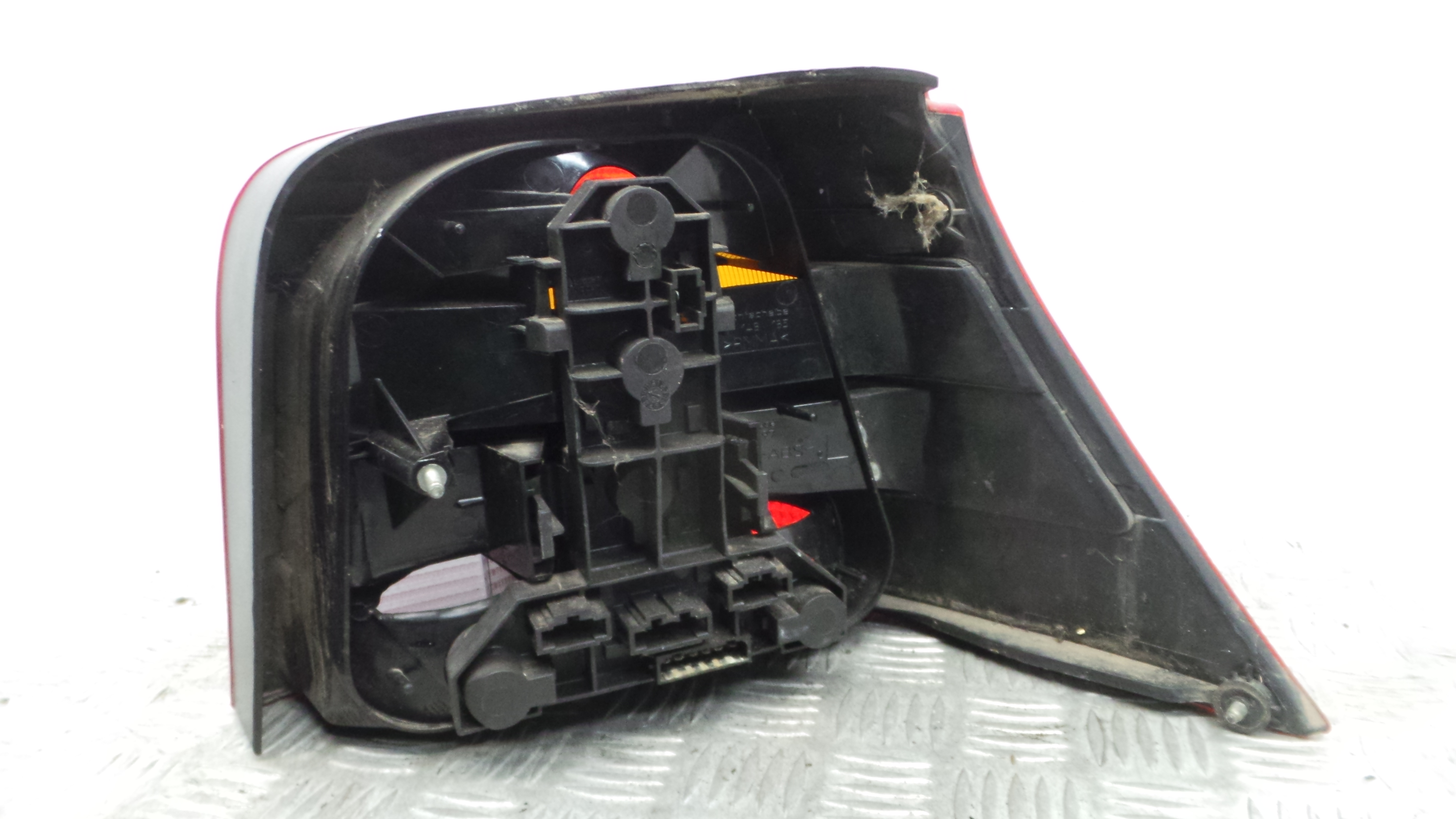 Farolim Stop Esq 1J6945095S - VW GOLF IV (1J1), GOLF Mk IV (1J1)-37089624