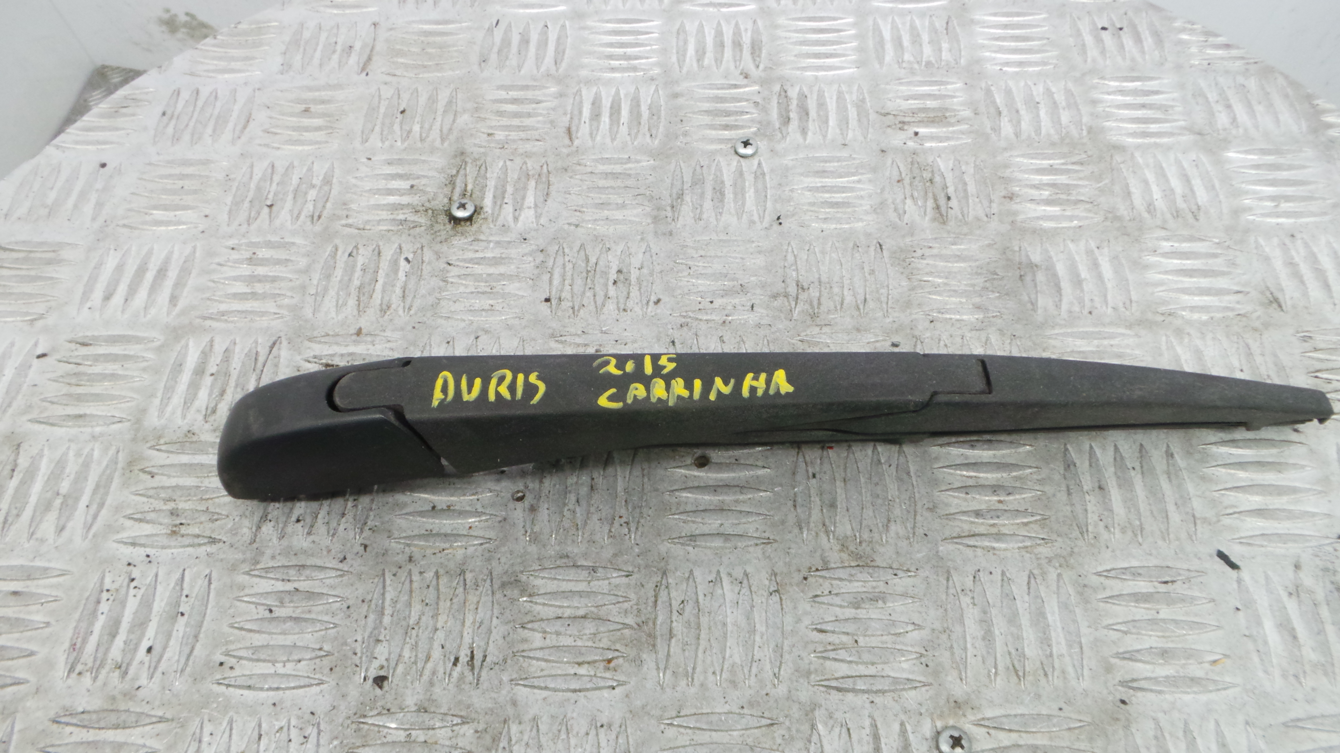 Braço Traseiro Para Brisas 8524102070 - TOYOTA AURIS Combi (_E18_)-37089763