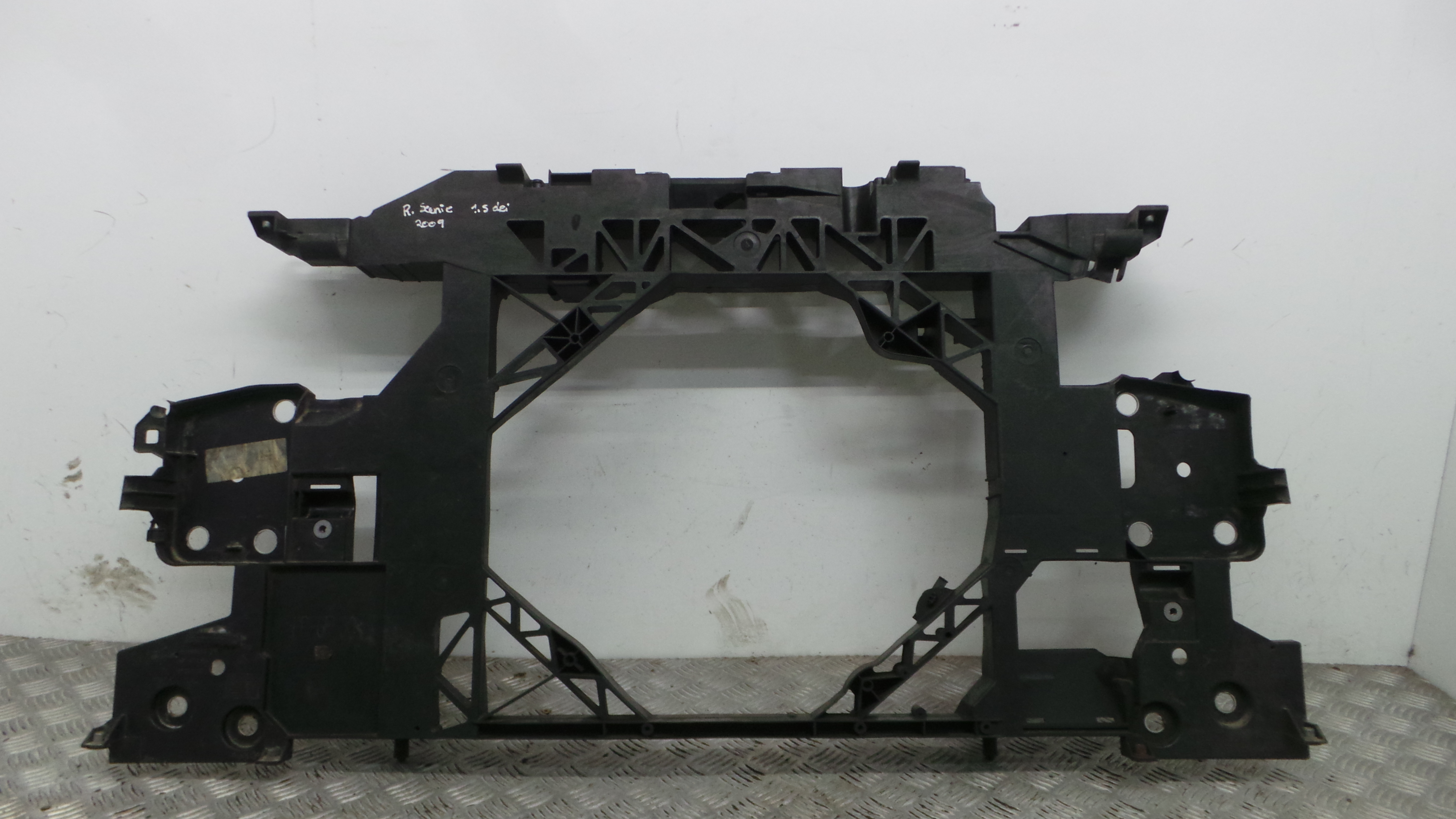 Frente em Fibra ou Chapa 752100007R - RENAULT SCÉNIC III (JZ0/1_)-37090167
