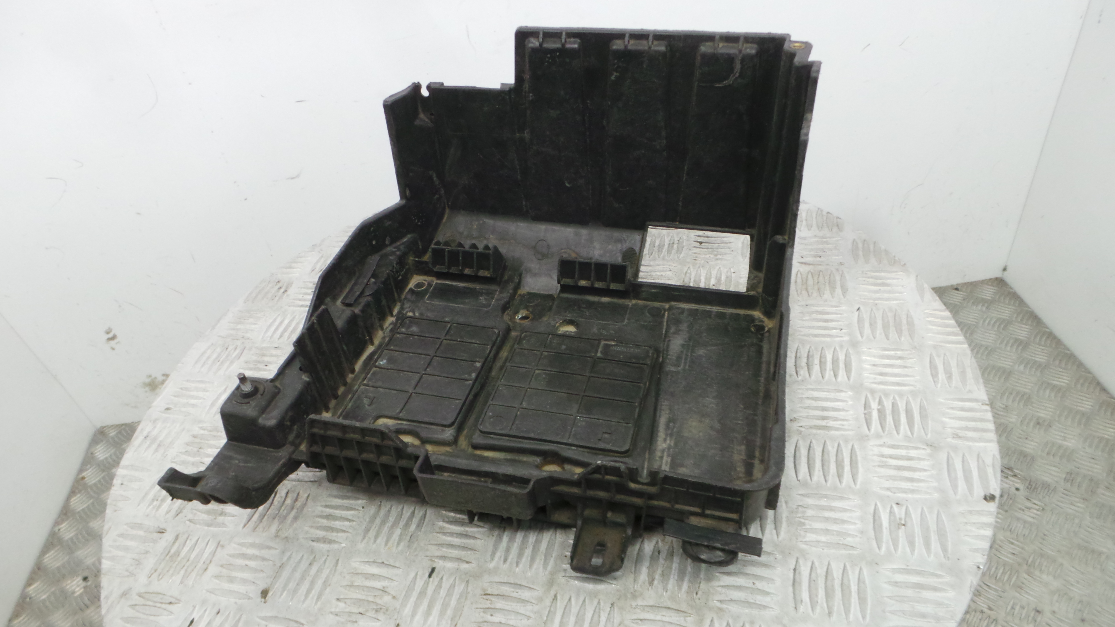 Base da Bateria 8200467409E - RENAULT SCÉNIC II (JM0/1_)-37095508 Base da Bateria 8200467409E - RENAULT SCÉNIC II (JM0/1_)-37095508