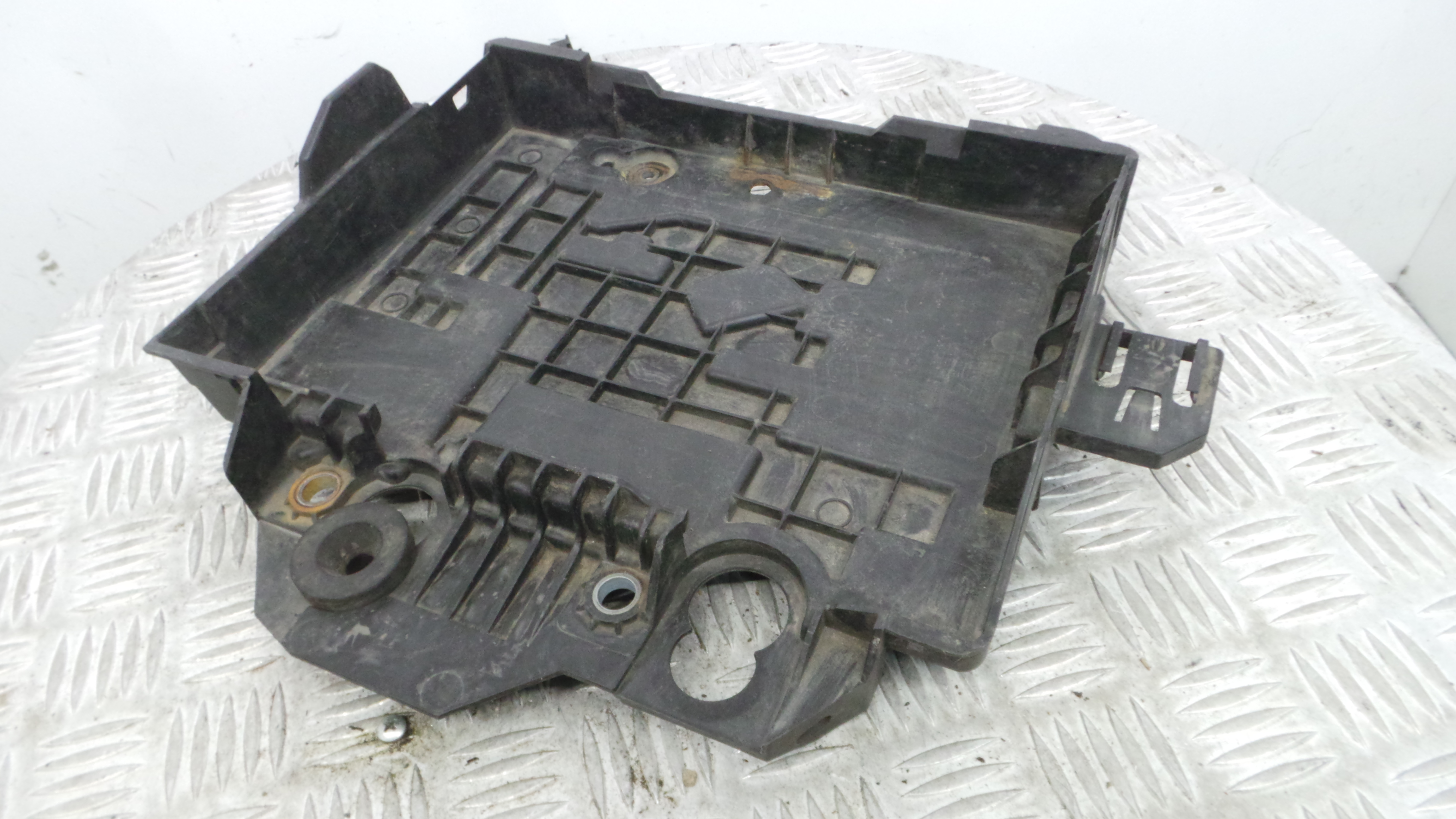 Base da Bateria 8200314273 - RENAULT CLIO III (BR0/1, CR0/1)-37095528 Base da Bateria 8200314273 - RENAULT CLIO III (BR0/1, CR0/1)-37095528