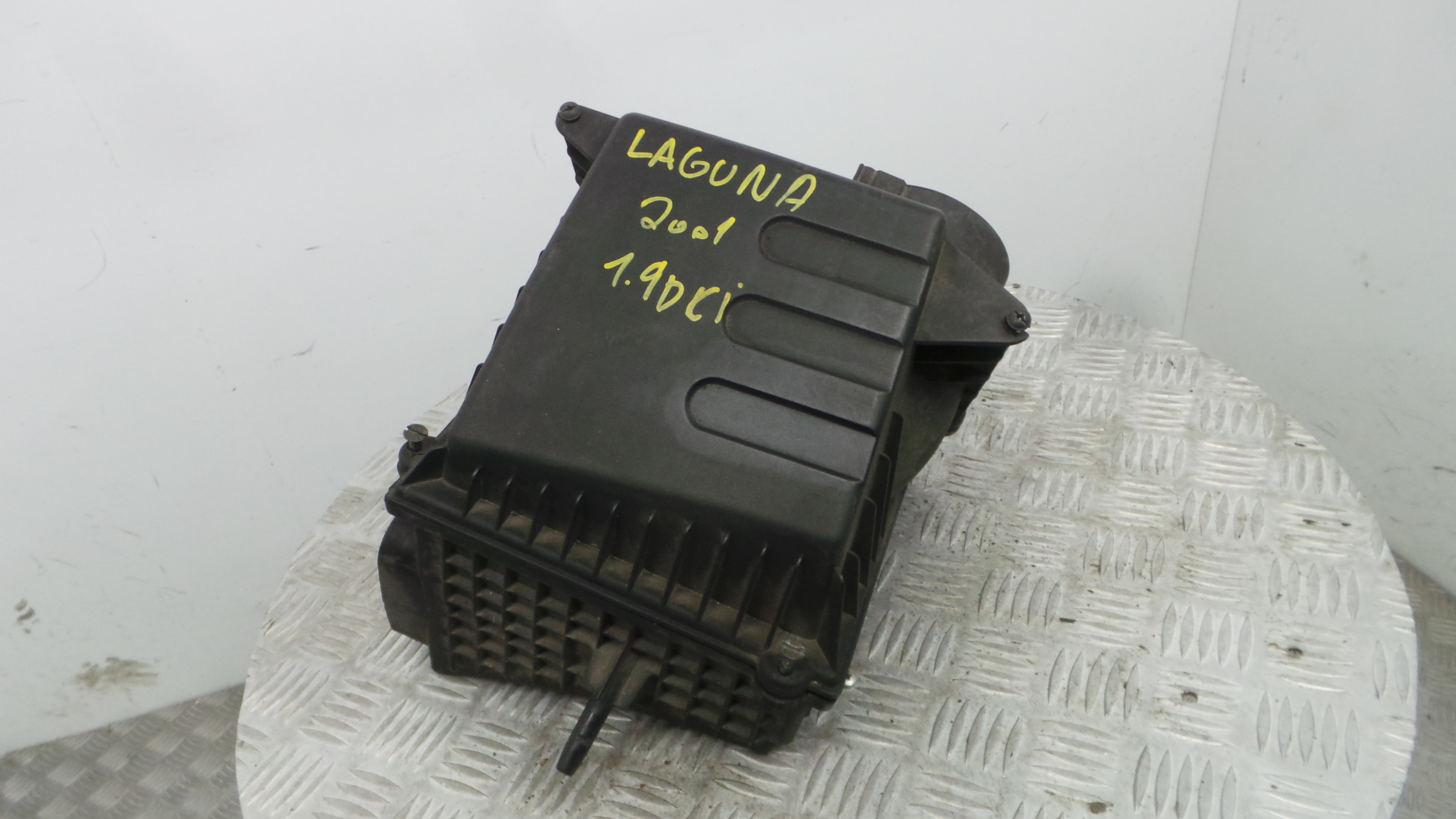 Caixa Filtro de Ar  8200098984 - RENAULT LAGUNA II (BG0/1_)-37095544