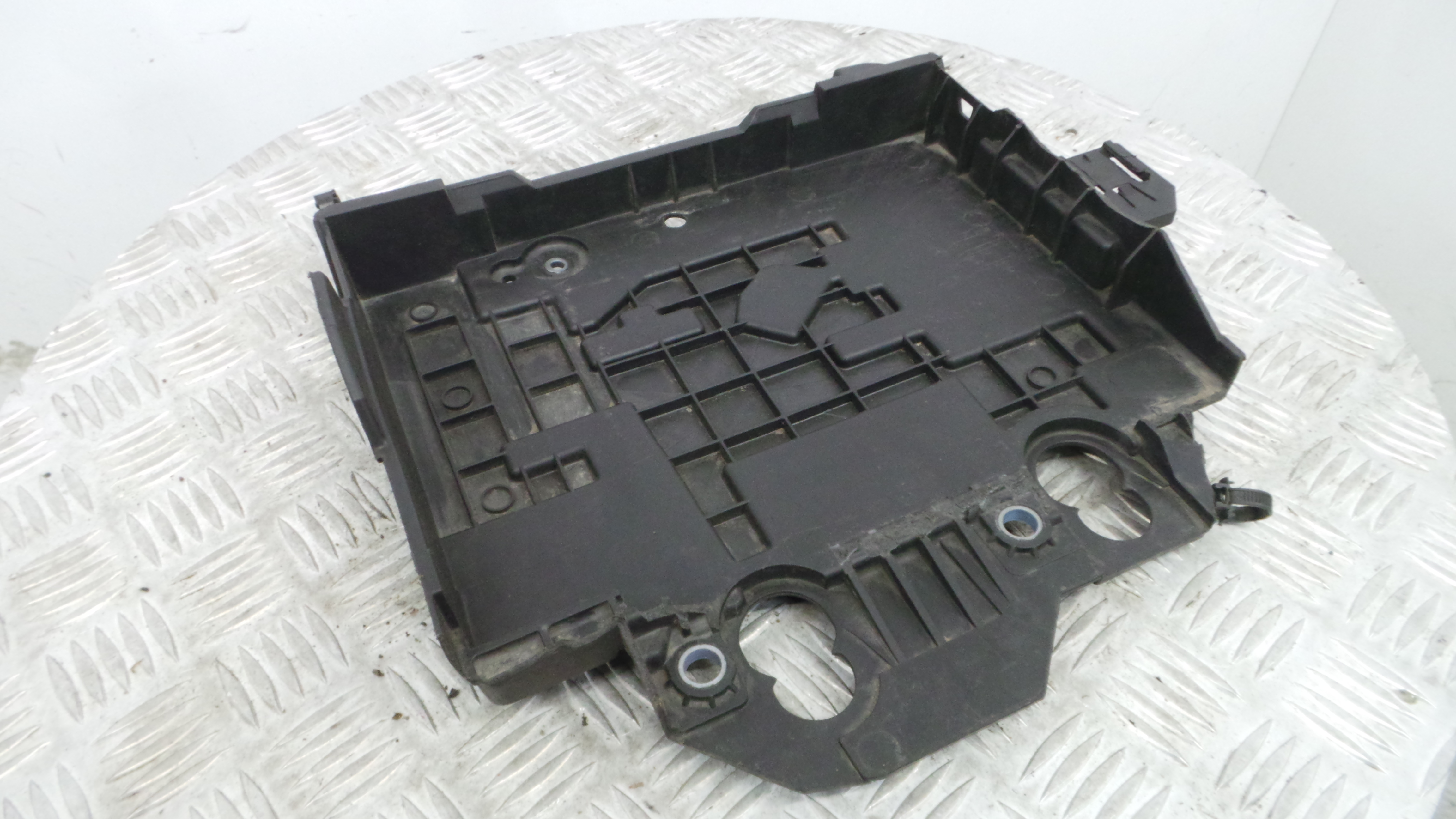 Base da Bateria 8200314273B - RENAULT CLIO III (BR0/1, CR0/1)-37095570 Base da Bateria 8200314273B - RENAULT CLIO III (BR0/1, CR0/1)-37095570