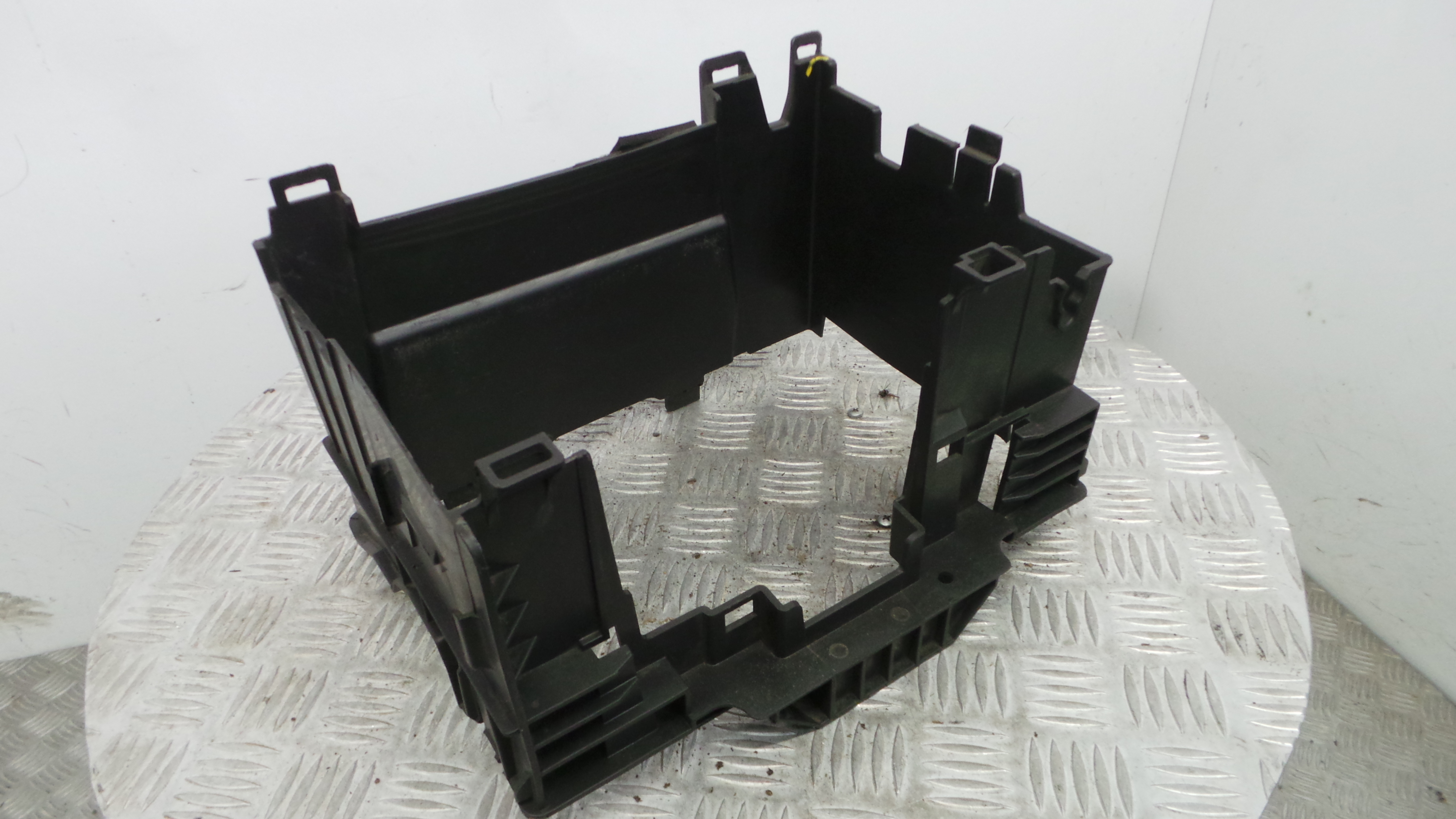 Tampa da Bateria 8200314272C - RENAULT CLIO III (BR0/1, CR0/1)-37095593 Tampa da Bateria 8200314272C - RENAULT CLIO III (BR0/1, CR0/1)-37095593