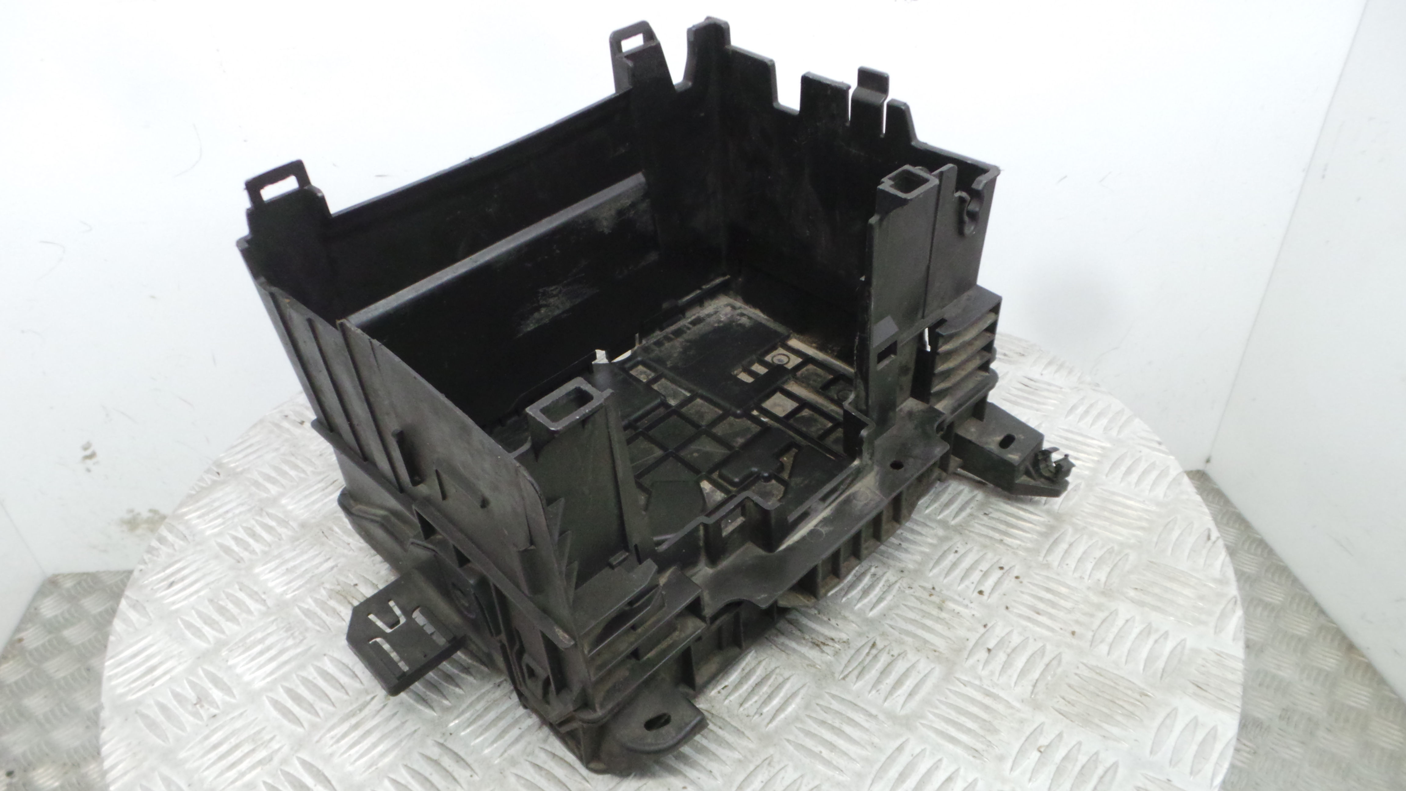 Base da Bateria 8200314273B - RENAULT CLIO III (BR0/1, CR0/1)-37095596 Base da Bateria 8200314273B - RENAULT CLIO III (BR0/1, CR0/1)-37095596