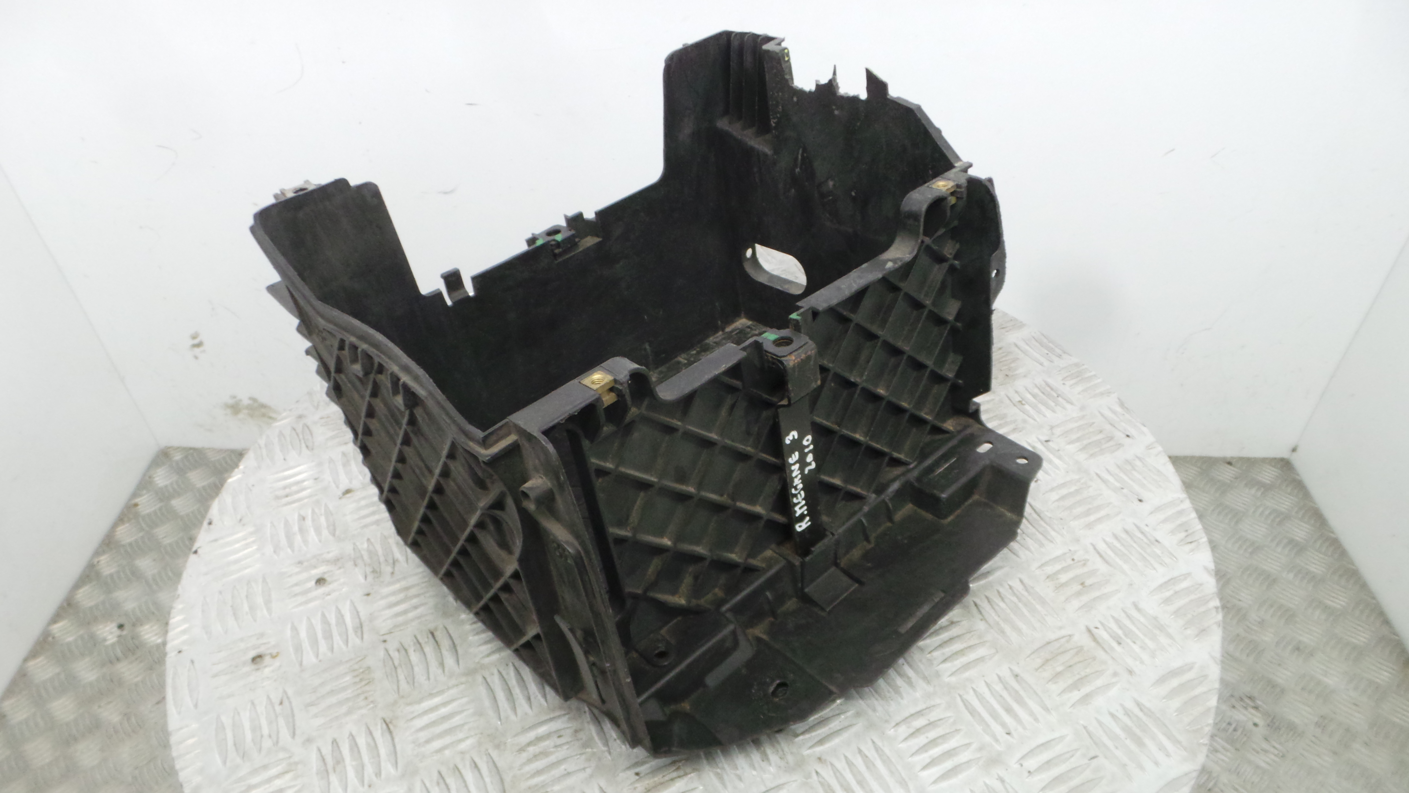 Base da Bateria 244460002R - RENAULT MEGANE III Hatchback (BZ0/1_, B3_)-37095861 Base da Bateria 244460002R - RENAULT MEGANE III Hatchback (BZ0/1_, B3_)-37095861