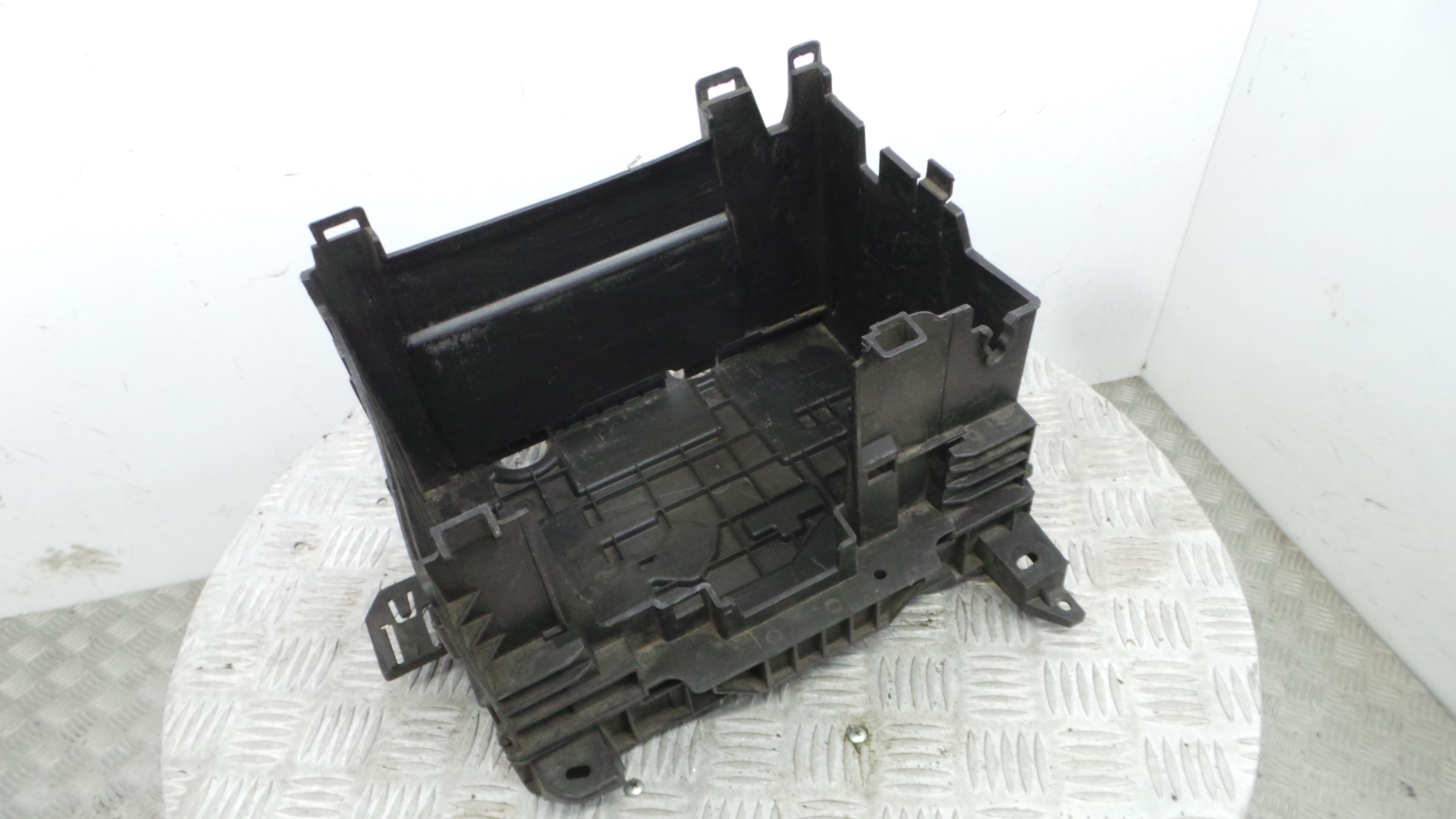 Base da Bateria 8200314273B - RENAULT CLIO III (BR0/1, CR0/1)-37095889 Base da Bateria 8200314273B - RENAULT CLIO III (BR0/1, CR0/1)-37095889