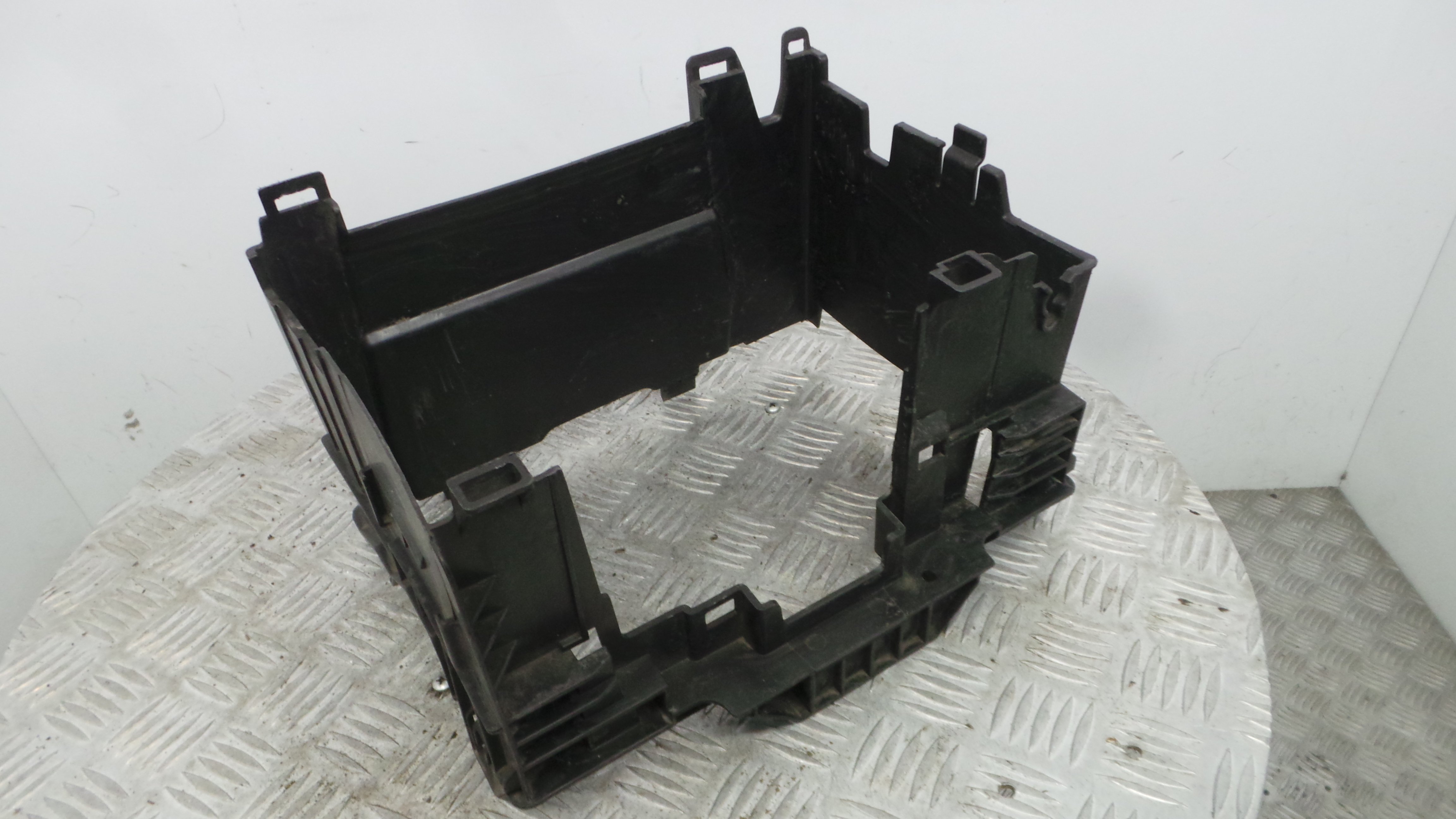 Tampa da Bateria 8200314272C - RENAULT CLIO III (BR0/1, CR0/1)-37095911 Tampa da Bateria 8200314272C - RENAULT CLIO III (BR0/1, CR0/1)-37095911