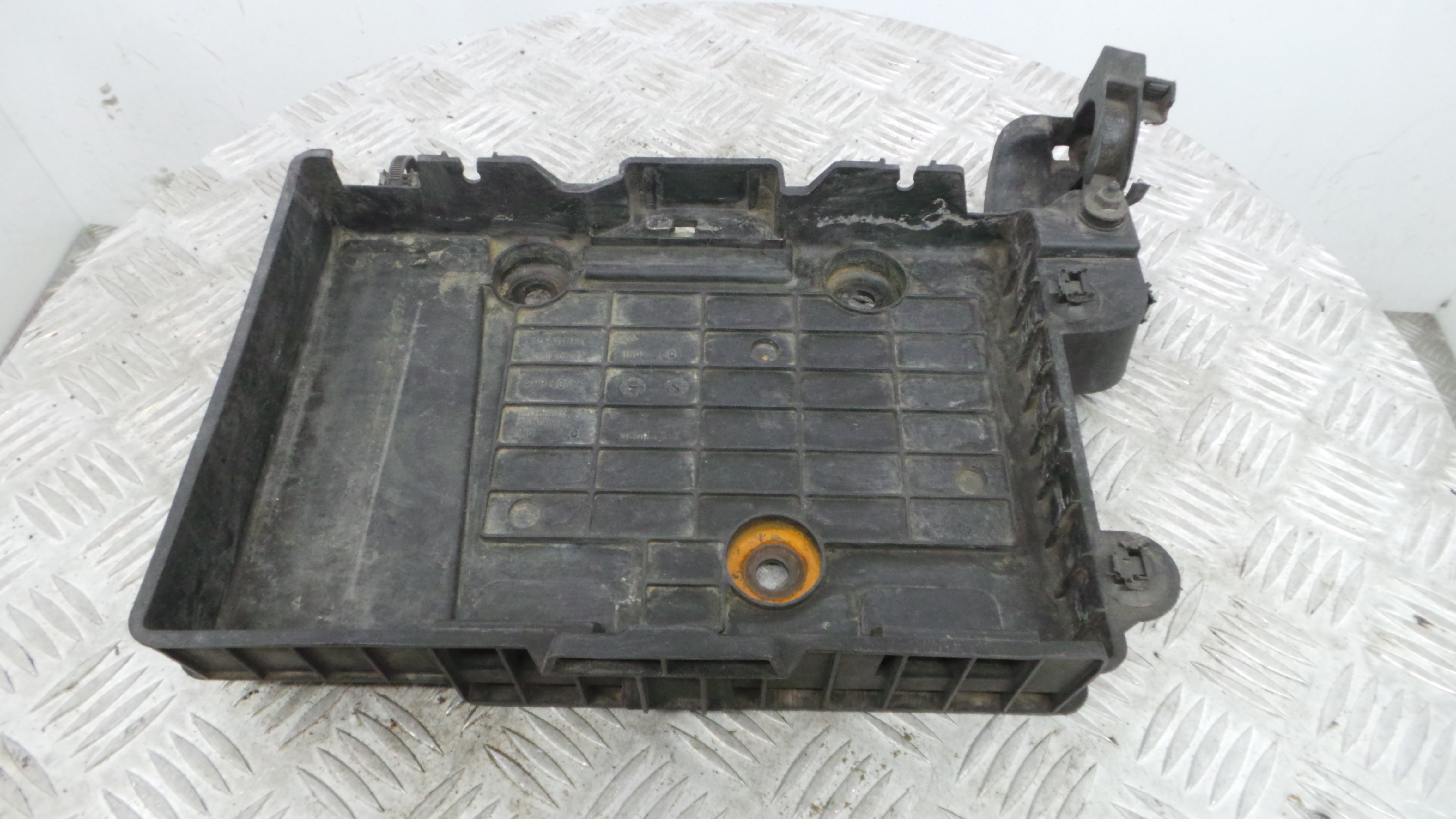 Base da Bateria 8200166032 - RENAULT MEGANE II (BM0/1_, CM0/1_)-37095917 Base da Bateria 8200166032 - RENAULT MEGANE II (BM0/1_, CM0/1_)-37095917
