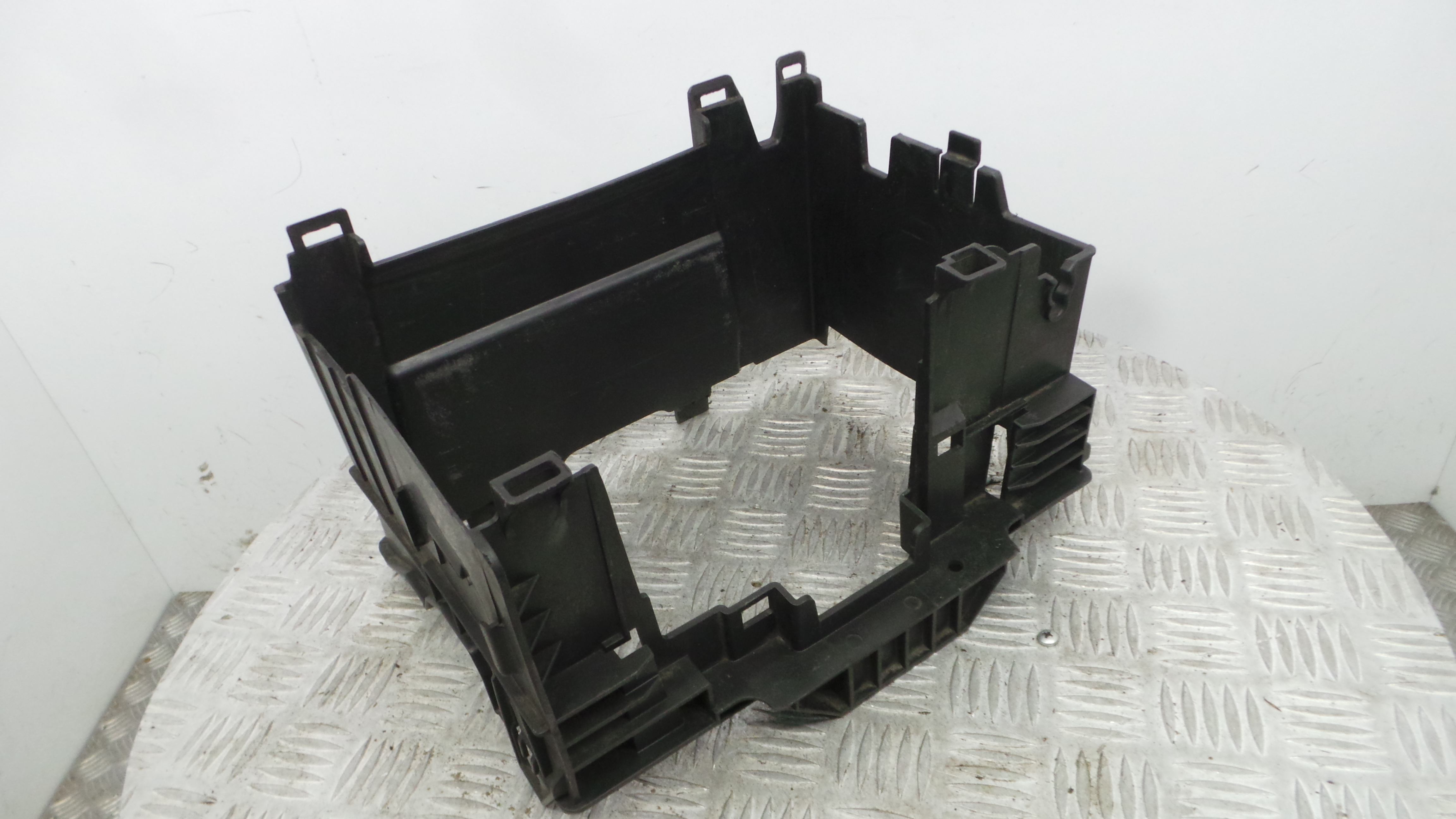 Tampa da Bateria 8200314272C - RENAULT CLIO III (BR0/1, CR0/1)-37095926 Tampa da Bateria 8200314272C - RENAULT CLIO III (BR0/1, CR0/1)-37095926