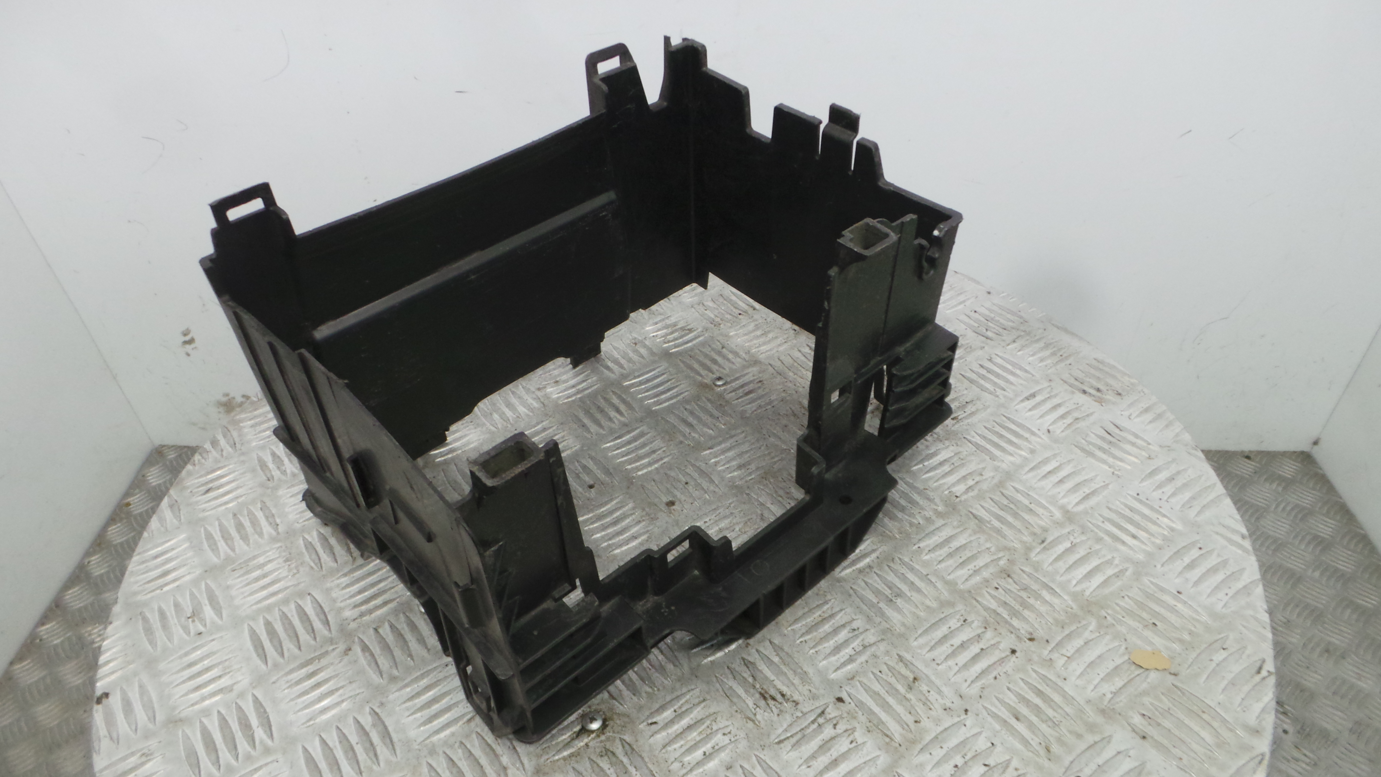 Tampa da Bateria 8200314272C - RENAULT CLIO III (BR0/1, CR0/1)-37095944 Tampa da Bateria 8200314272C - RENAULT CLIO III (BR0/1, CR0/1)-37095944