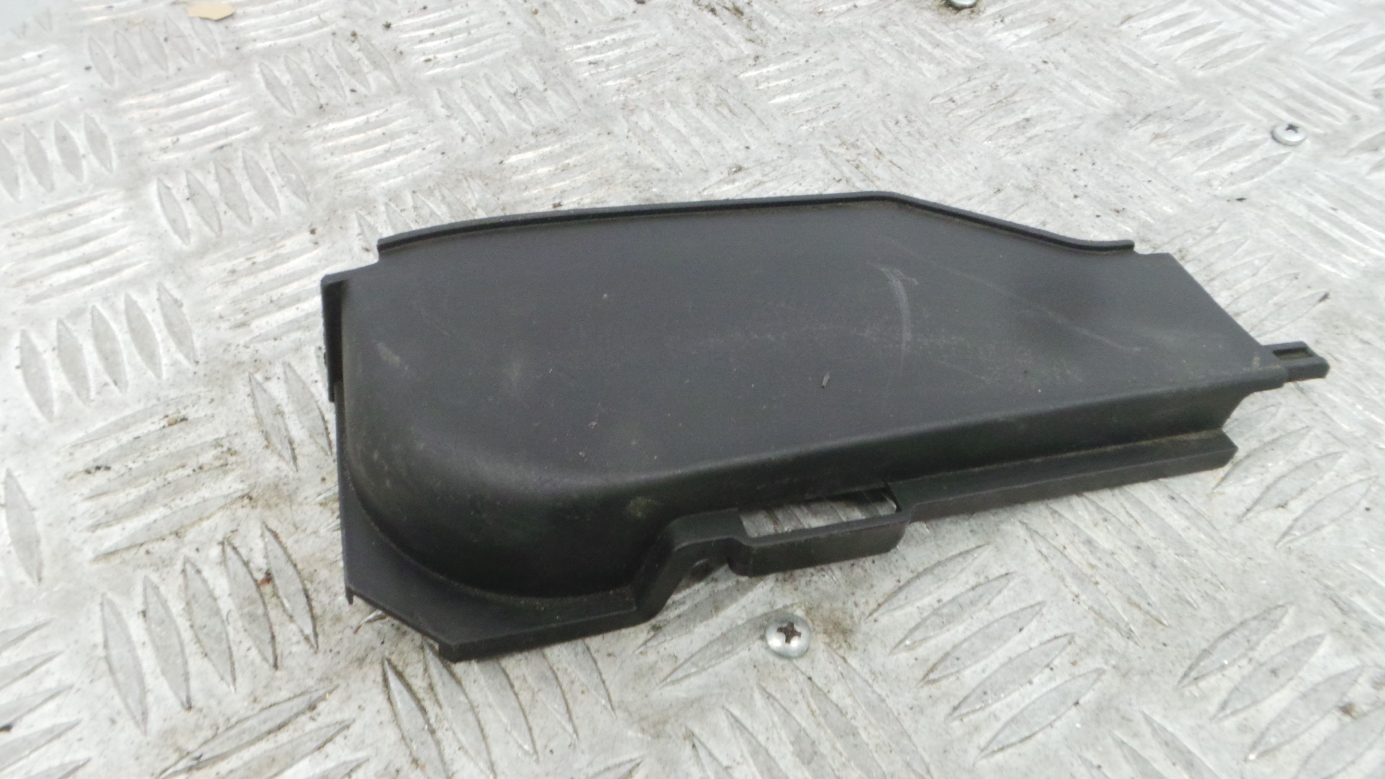 Plastico Interior 8200314270A - RENAULT CLIO III (BR0/1, CR0/1)-37095947 Plastico Interior 8200314270A - RENAULT CLIO III (BR0/1, CR0/1)-37095947