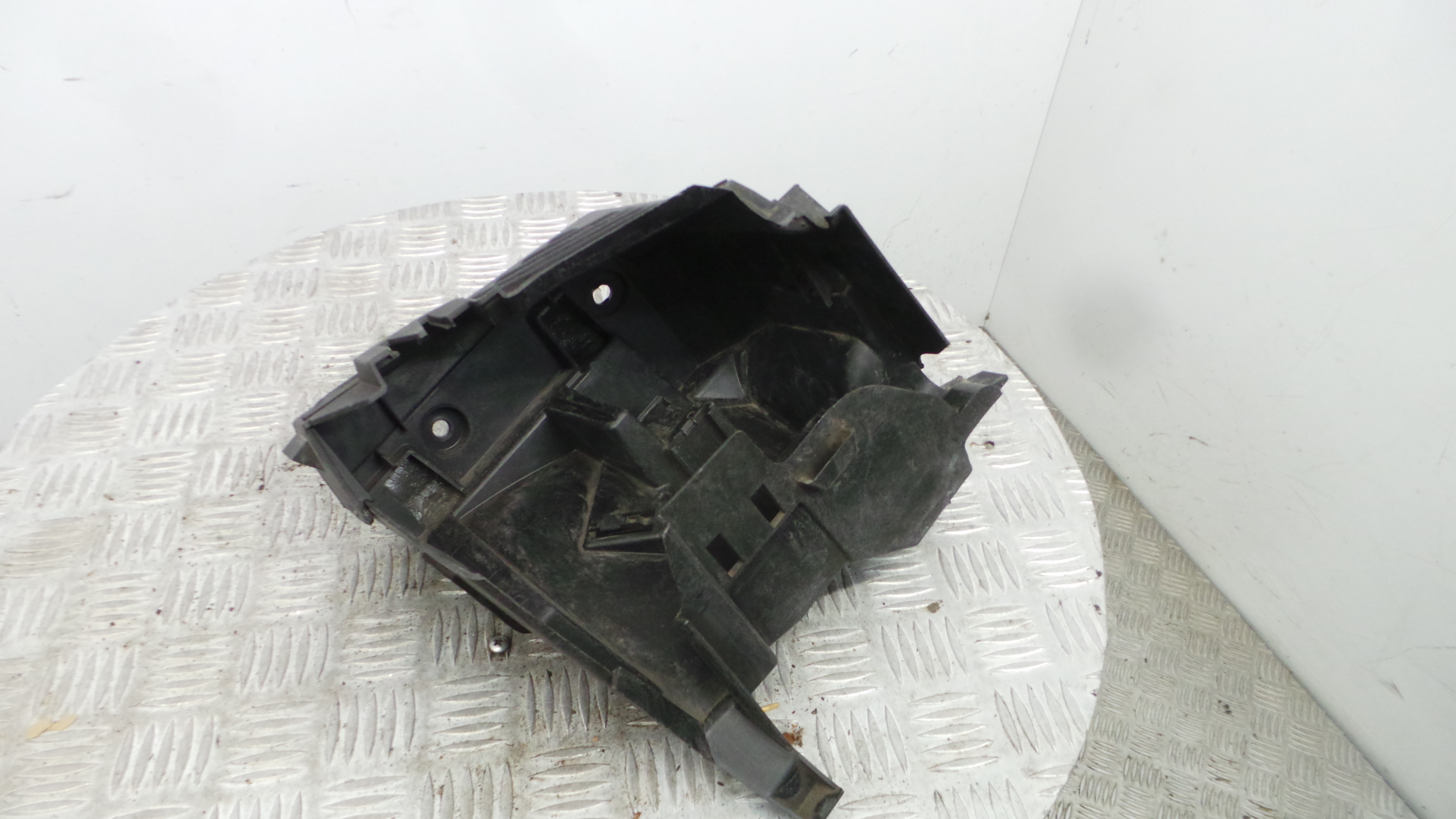 Caixa de Fusiveis 8200169463 - RENAULT MEGANE II (BM0/1_, CM0/1_)-37096119 Caixa de Fusiveis 8200169463 - RENAULT MEGANE II (BM0/1_, CM0/1_)-37096119