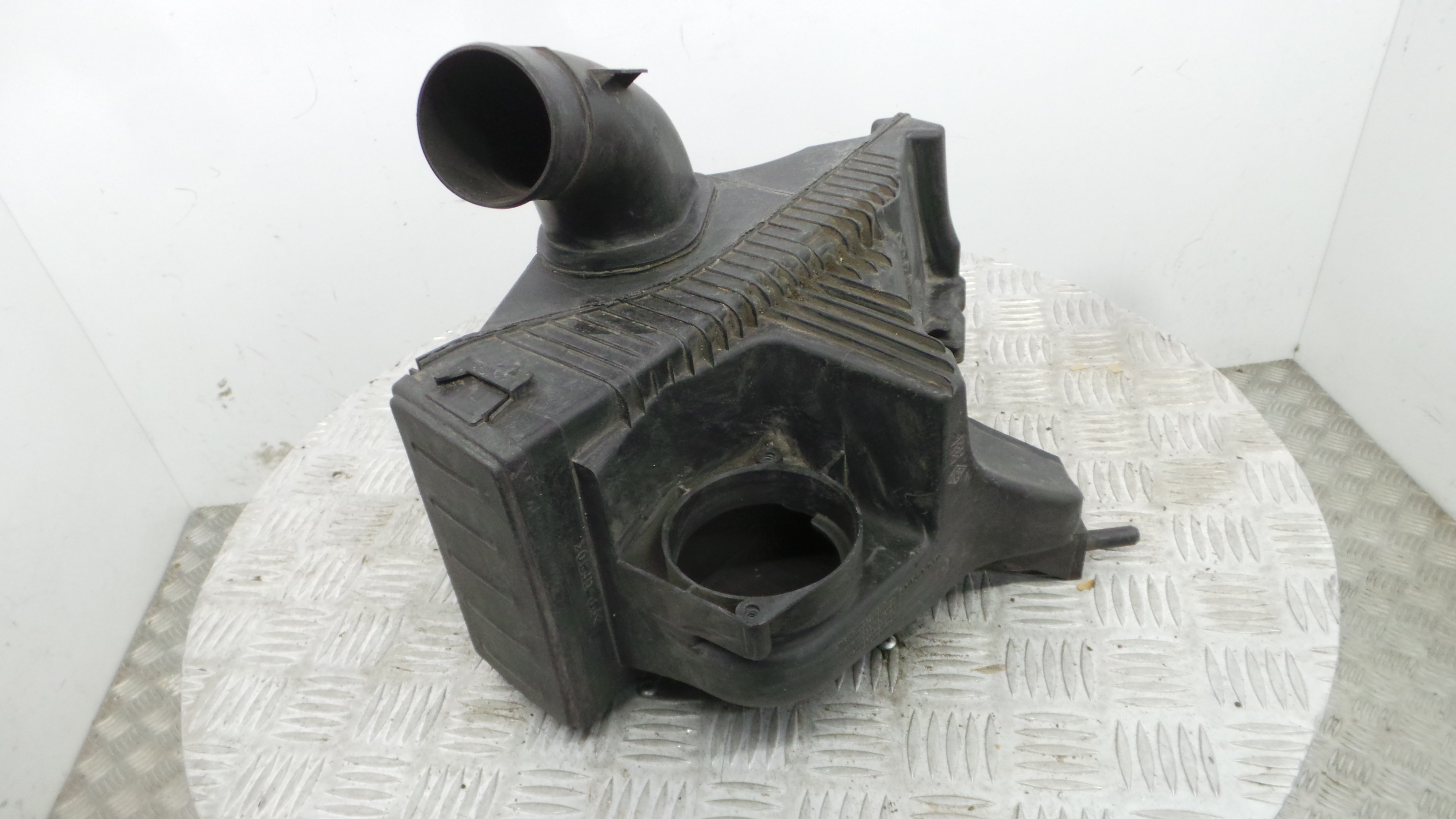 Caixa Filtro de Ar  8200398990B - RENAULT CLIO III (BR0/1, CR0/1)-37101106