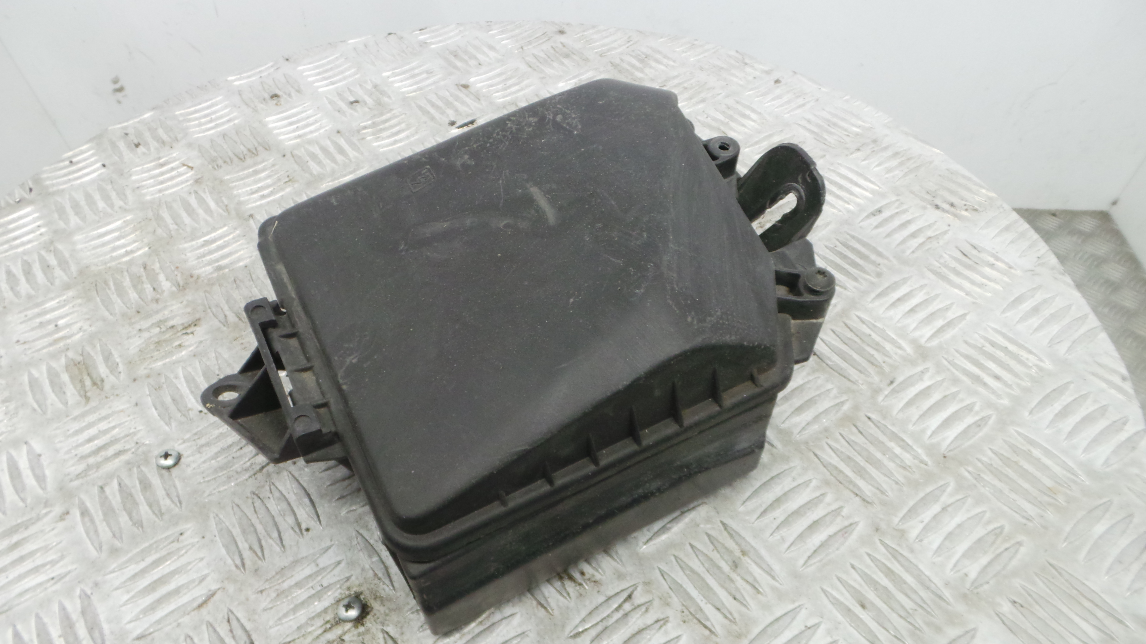 Caixa de Fusiveis 8200314277 - RENAULT MODUS / GRAND MODUS (F/JP0_)-37101127 Caixa de Fusiveis 8200314277 - RENAULT MODUS / GRAND MODUS (F/JP0_)-37101127