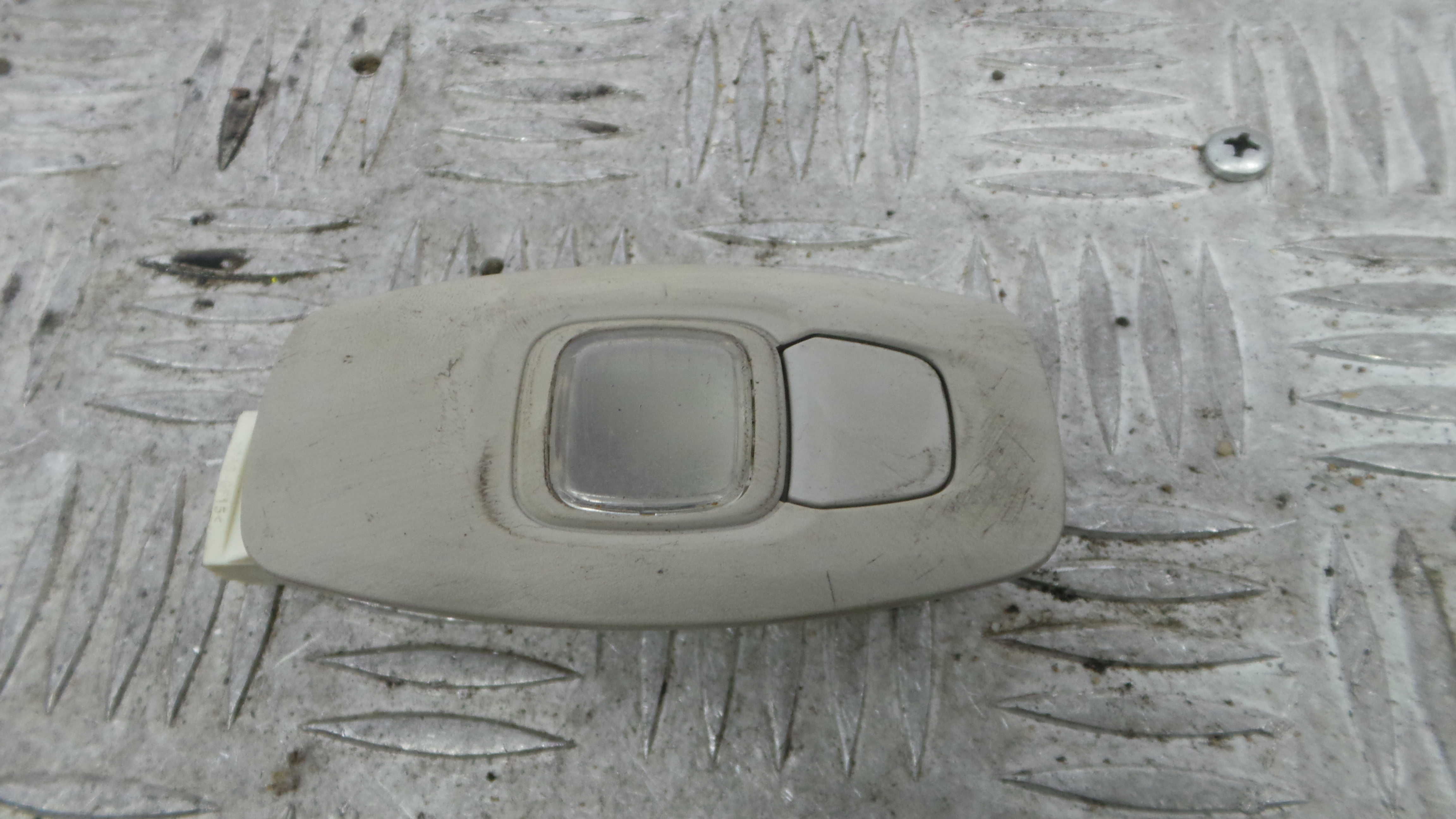Plafonier Teto 264304513R - RENAULT CLIO IV (BH_)-37101730 Plafonier Teto 264304513R - RENAULT CLIO IV (BH_)-37101730