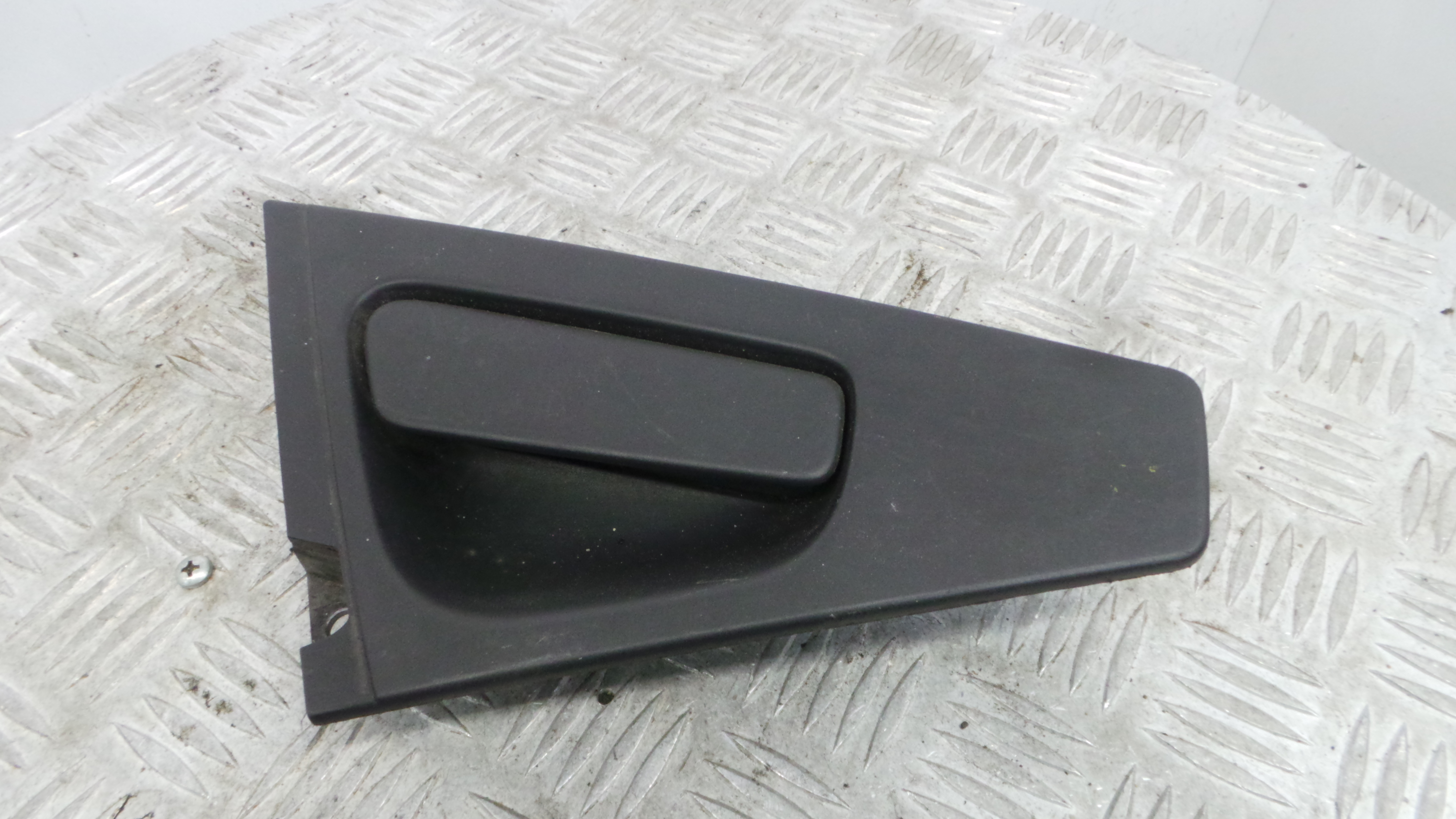 Puxador Exterior Trás esquerdo 806061728R - RENAULT CLIO IV (BH_)-37102391