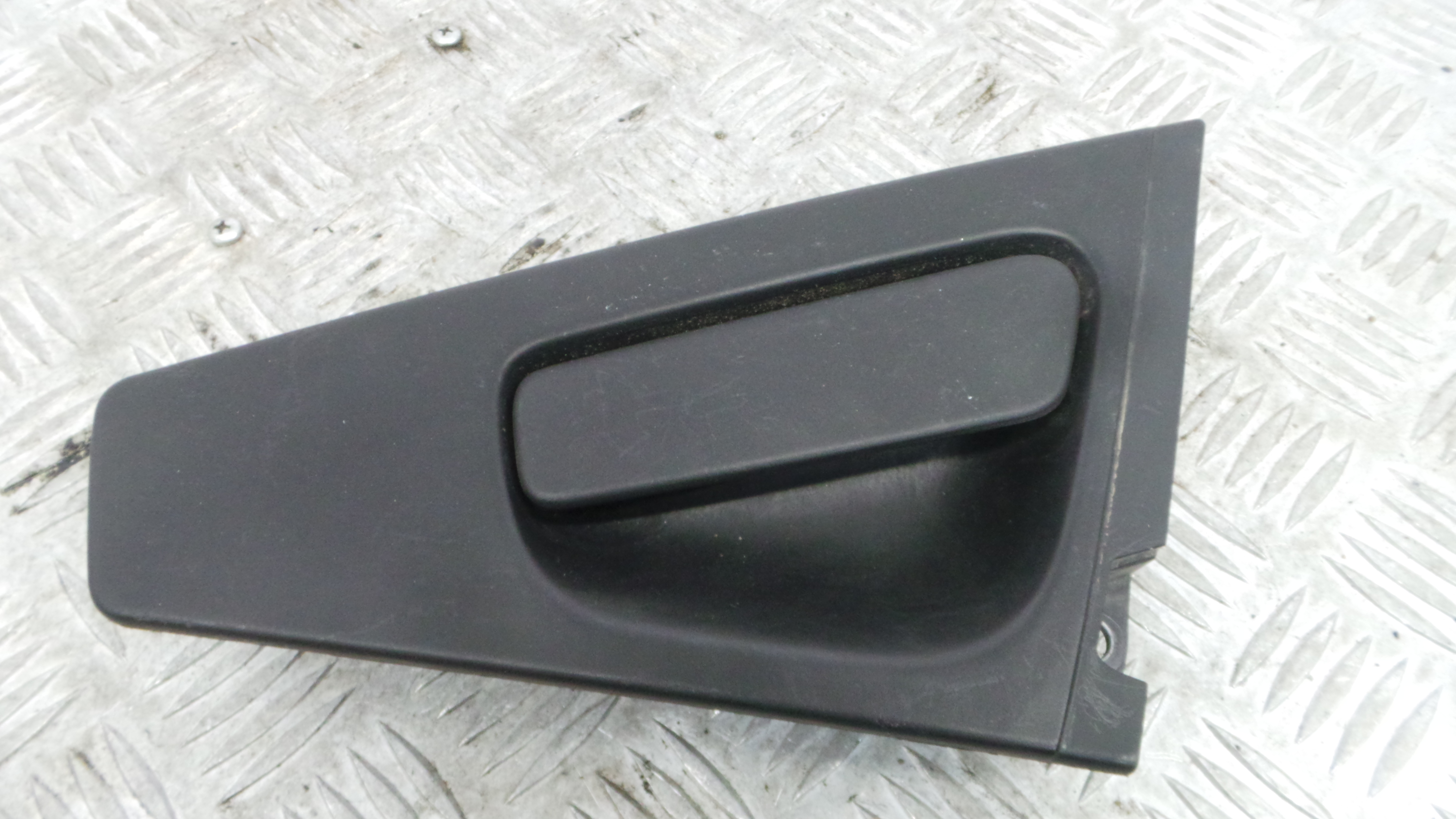 Puxador Exterior Trás Direita   826064374R - RENAULT CLIO IV (BH_)-37102394 Puxador Exterior Trás Direita   826064374R - RENAULT CLIO IV (BH_)-37102394