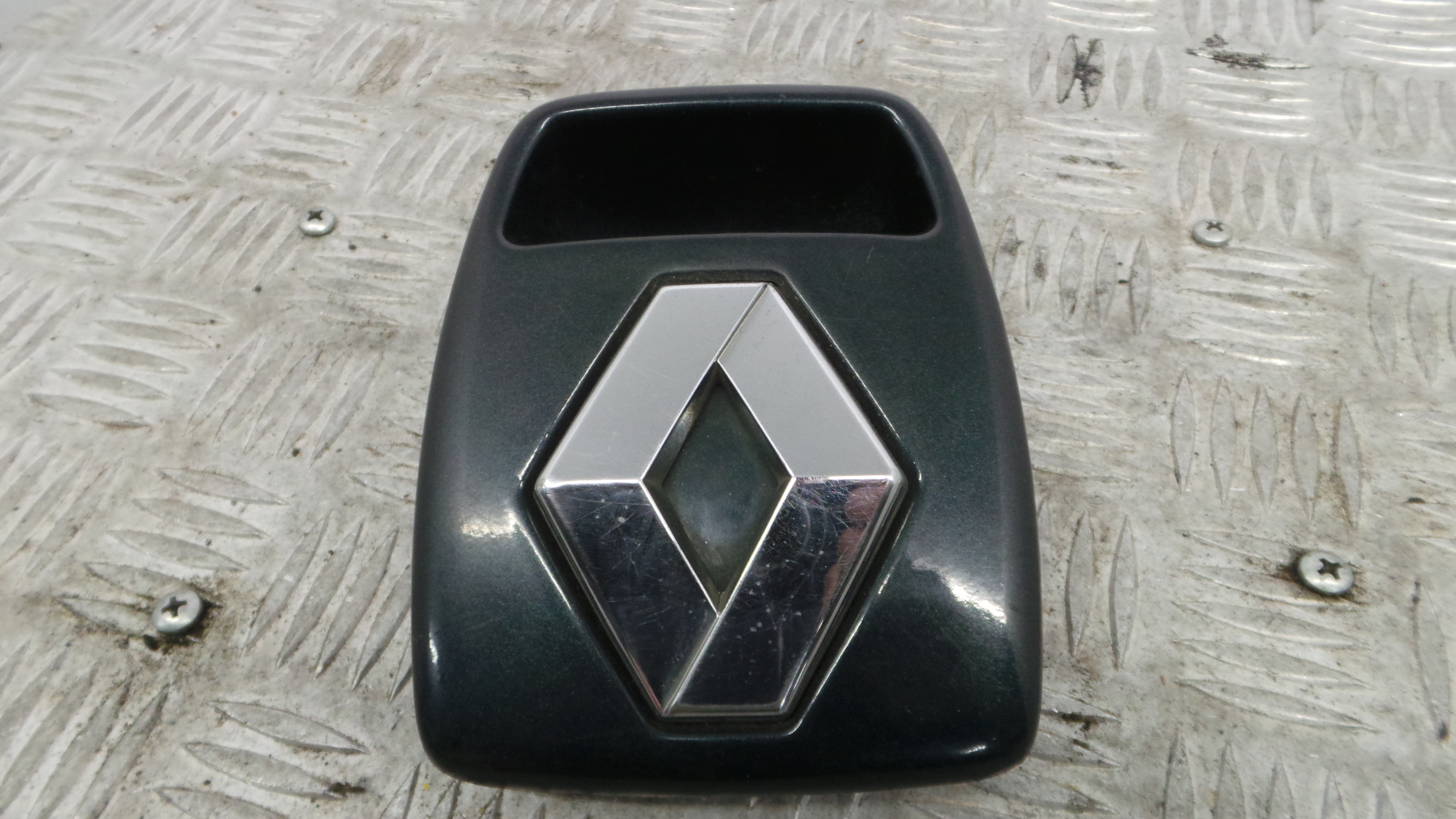 Puxador Exterior da Tampa da Mala 820000901 - RENAULT LAGUNA II (BG0/1_)-37139241